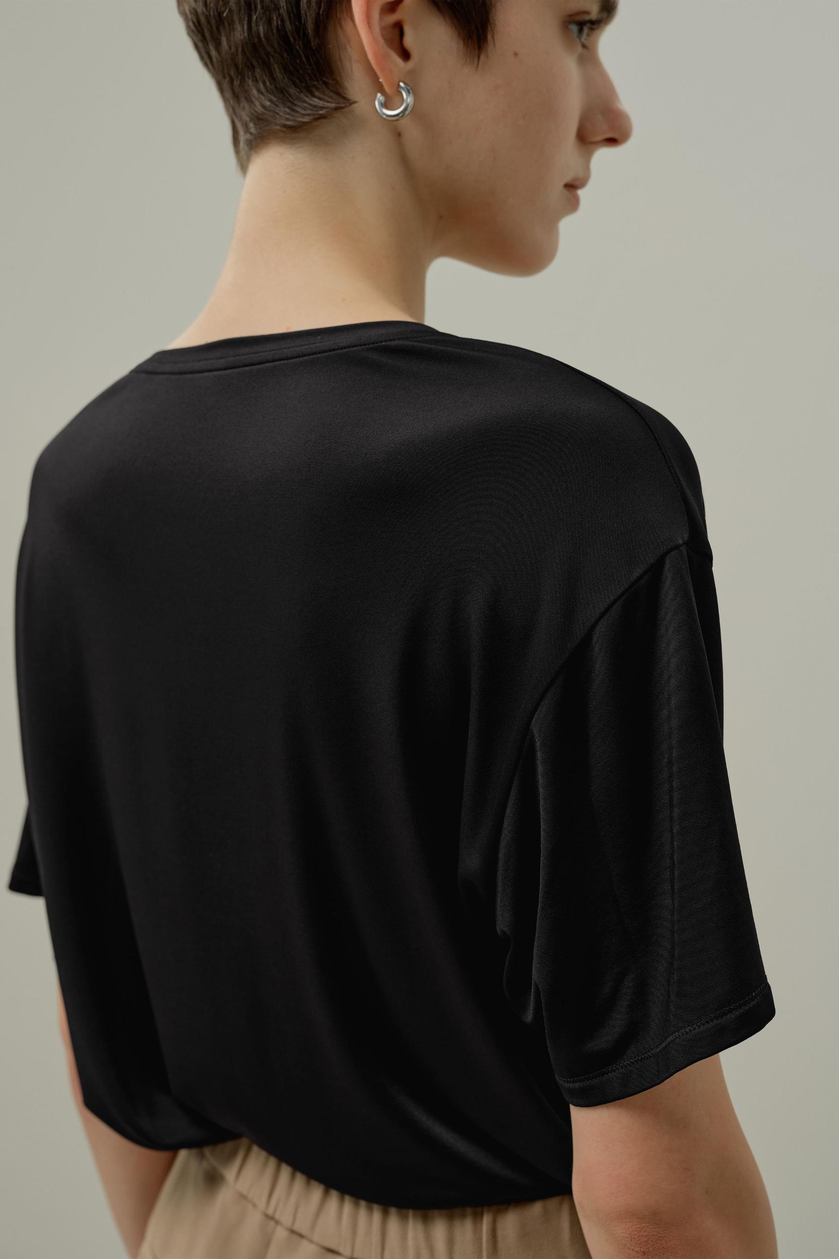 Silk Breeze Jersey Basic V-neck T-shirt Product Image