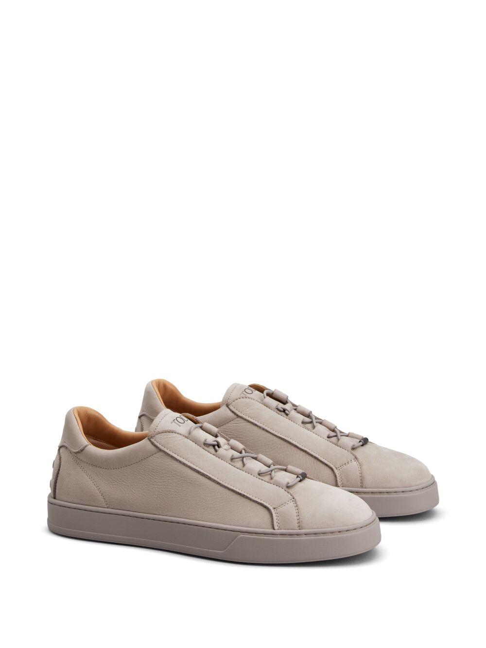 leather sneakers Product Image