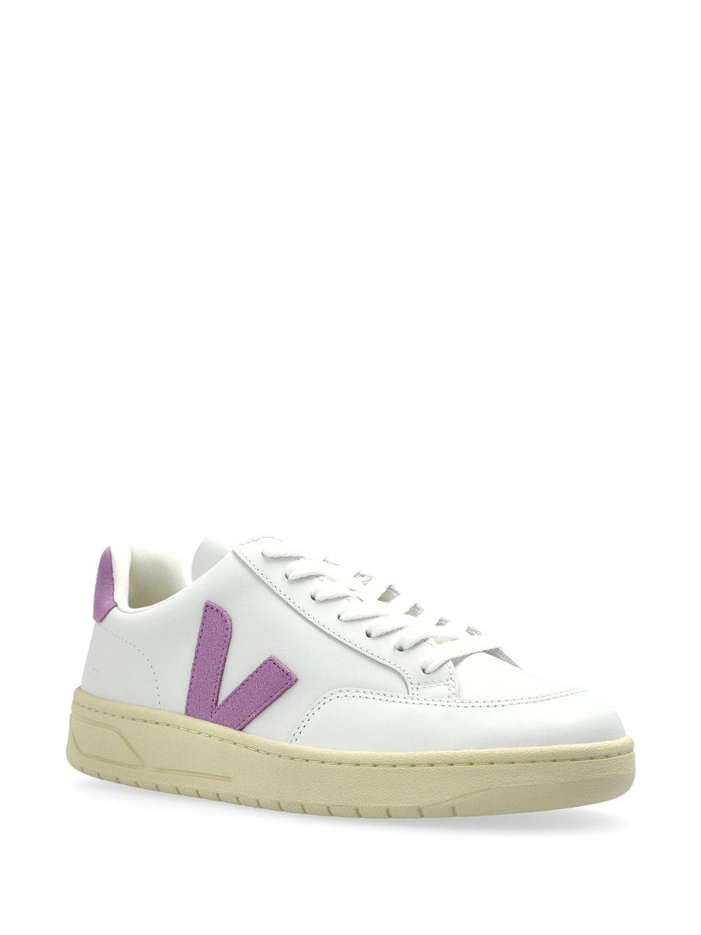 V-10 sneakers  Product Image