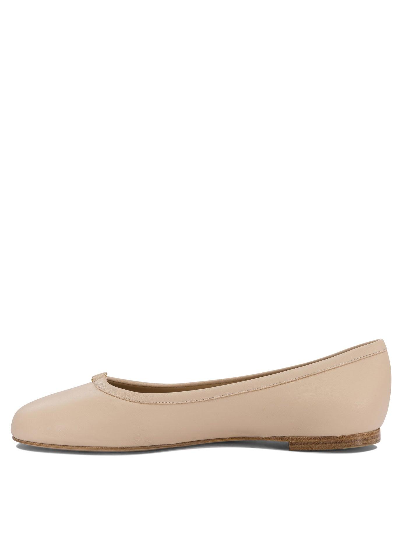 CHLOÉ Woman Ballet Flats Sand Size 9 Leather In Beige Product Image
