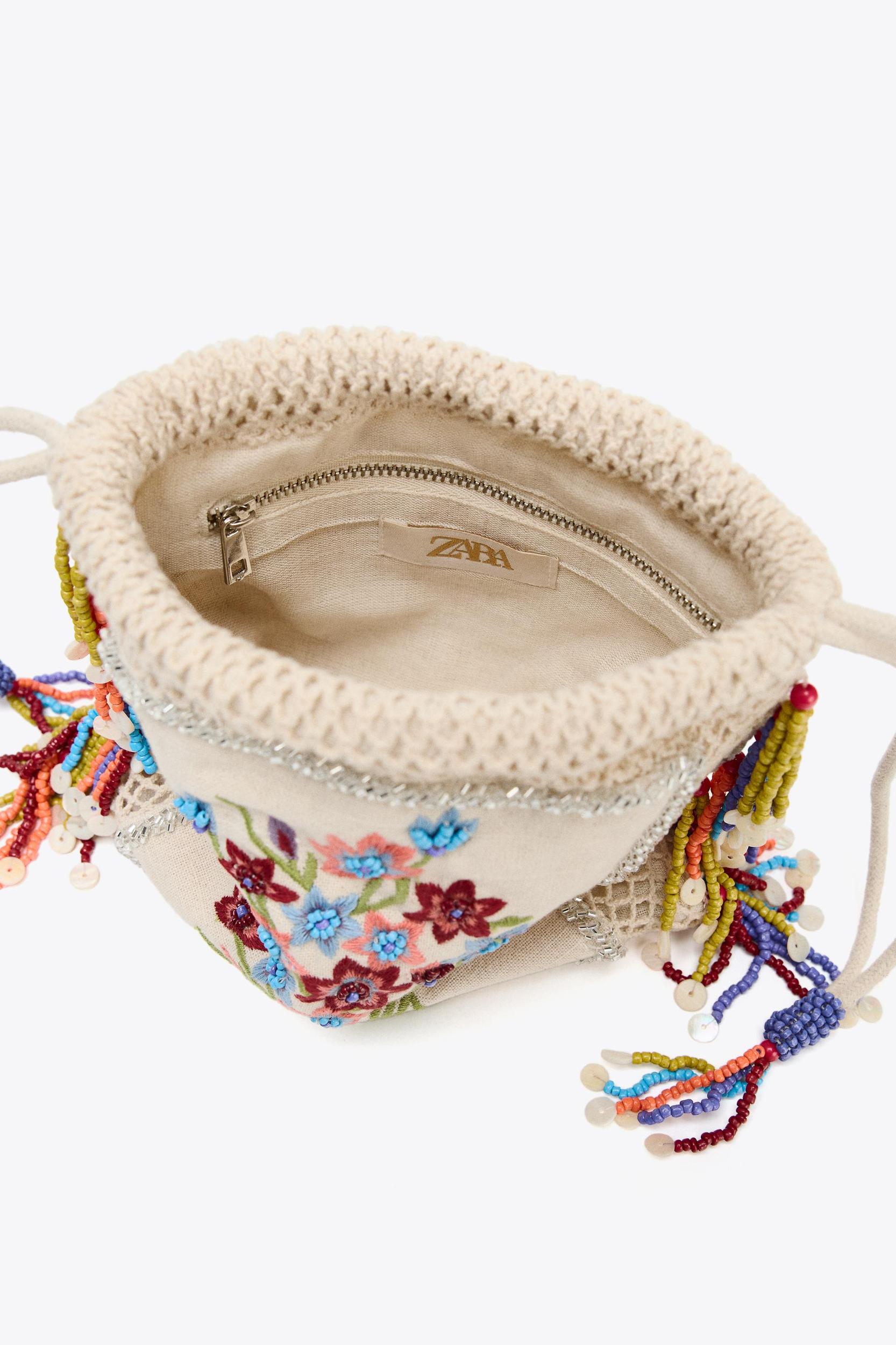 FLORAL EMBROIDERY BUCKET BAG Product Image