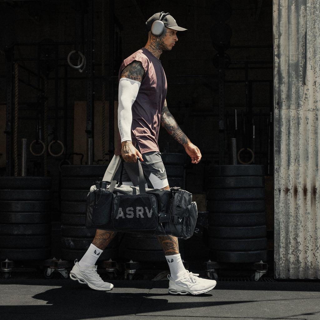 0579. Waterproof 2-in-1 Travel Duffle - Black Product Image