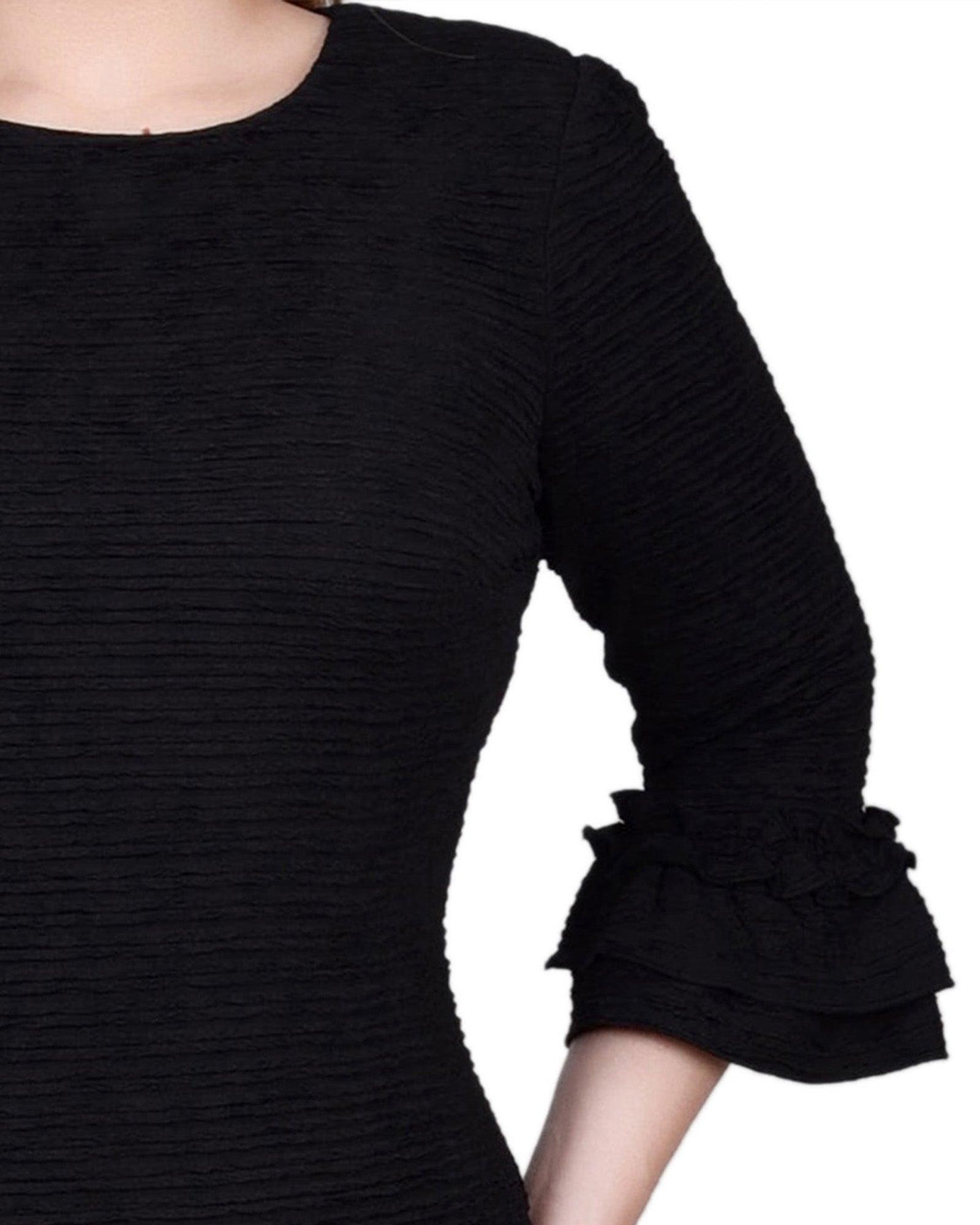 Black 3/4 Sleeve Textured Knit Dress Product Image