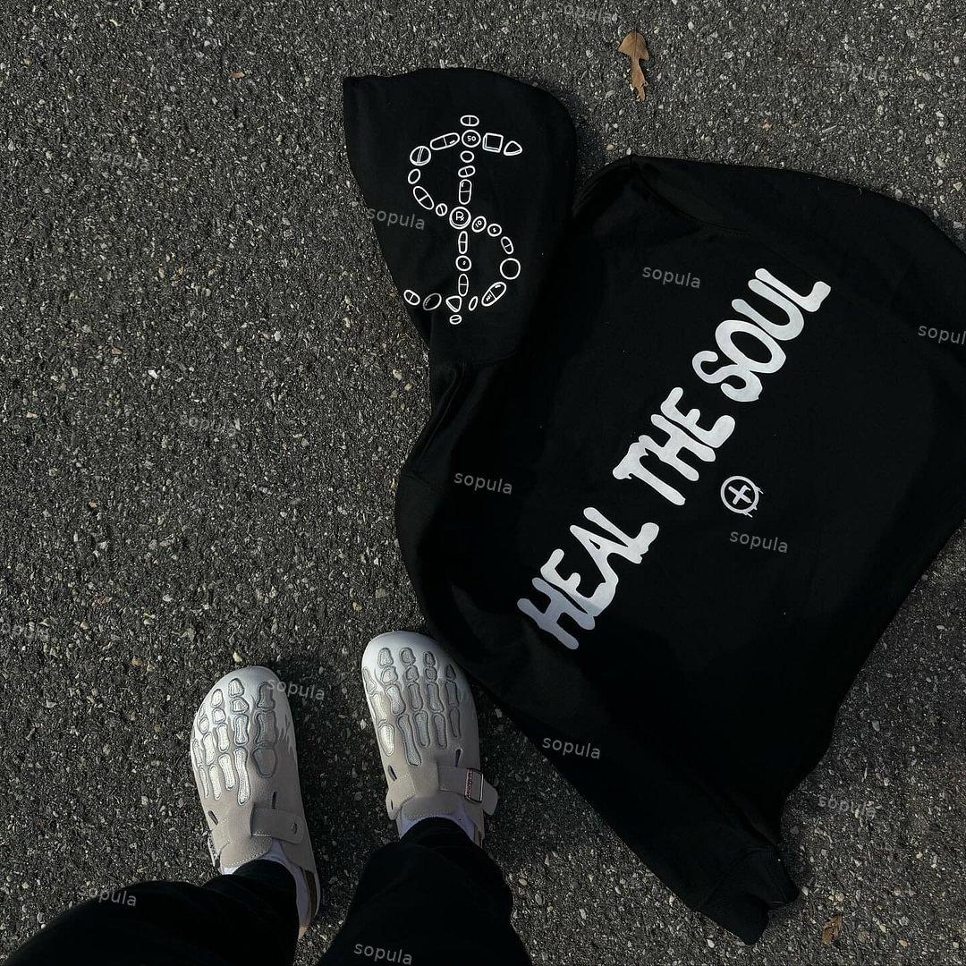 Vintage Benowrld Graphic Oversized Hoodie Product Image