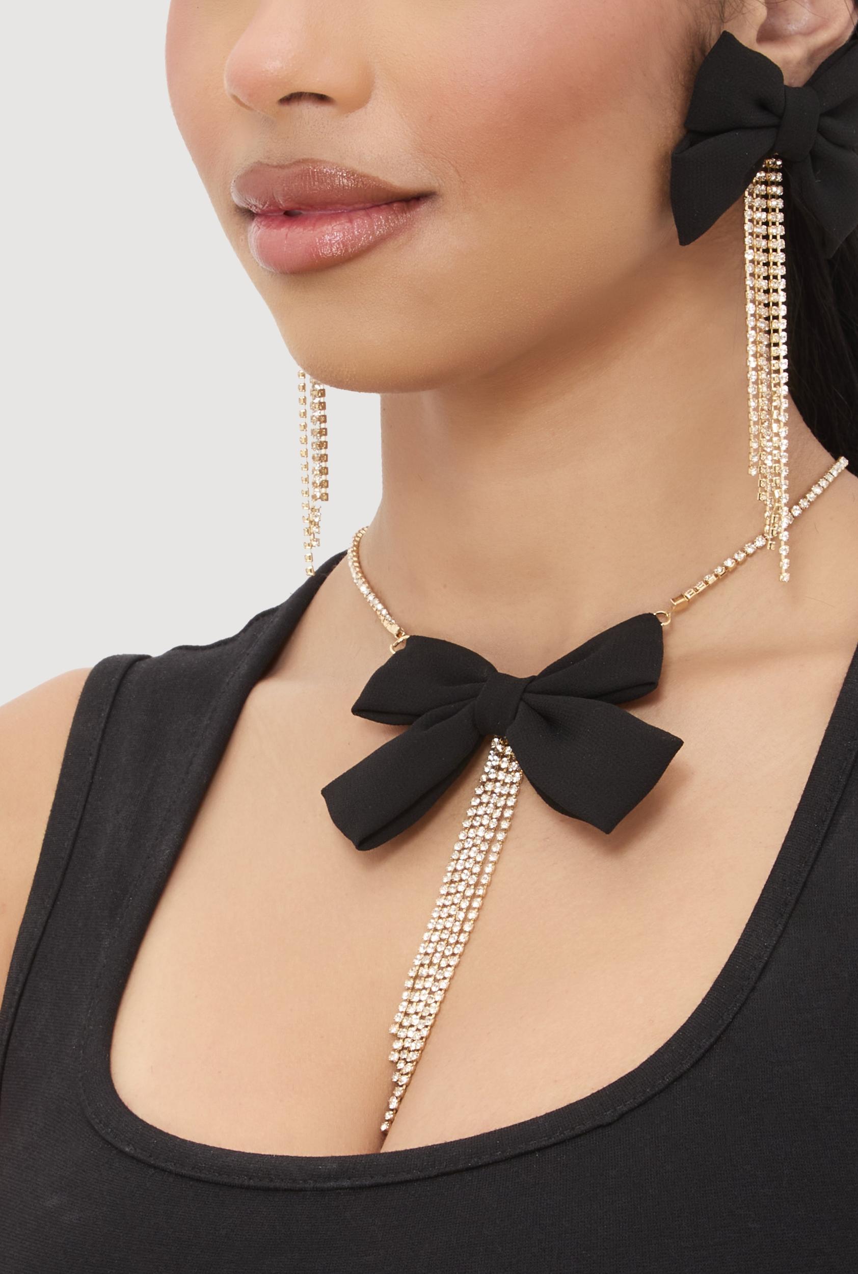 Wavy Metallic Drop Earrings Male Product Image