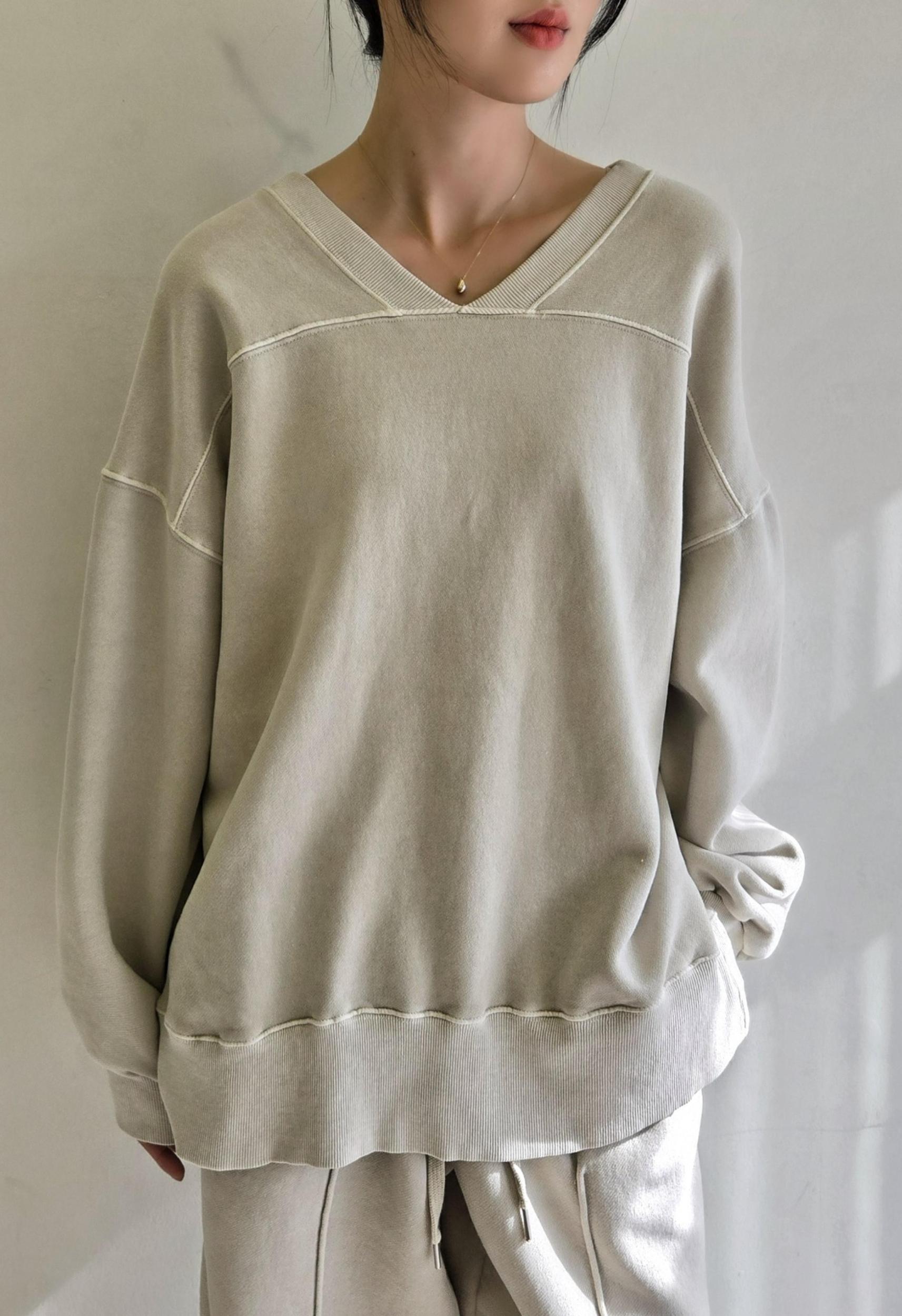 Brandy Sweatshirt Product Image