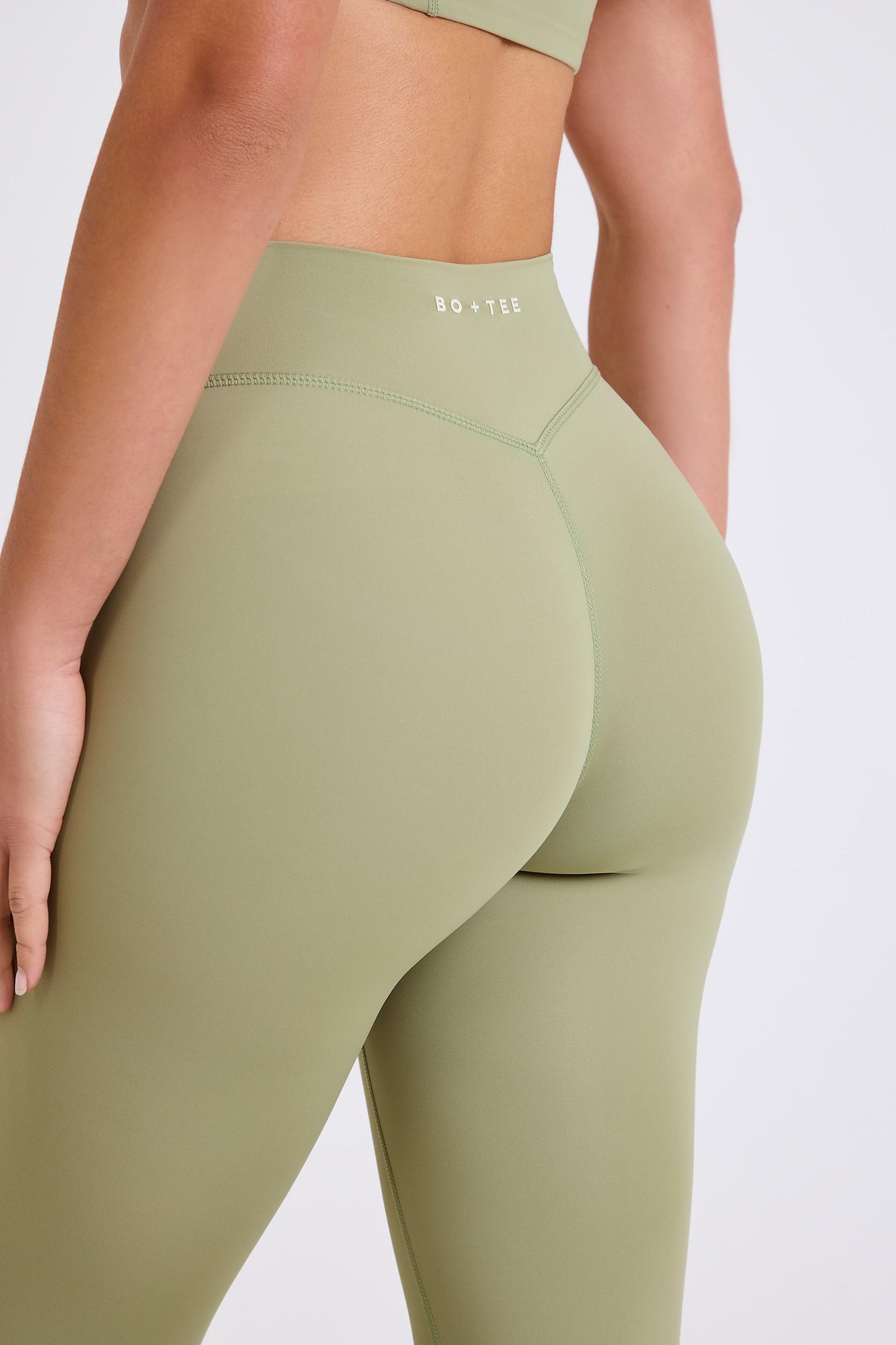 Four-Way Stretch High-Waist Leggings in Acai Product Image