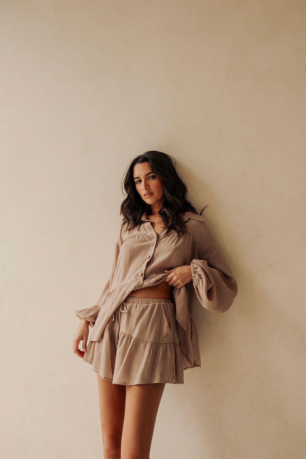 Huxley Shorts - Mushroom Product Image