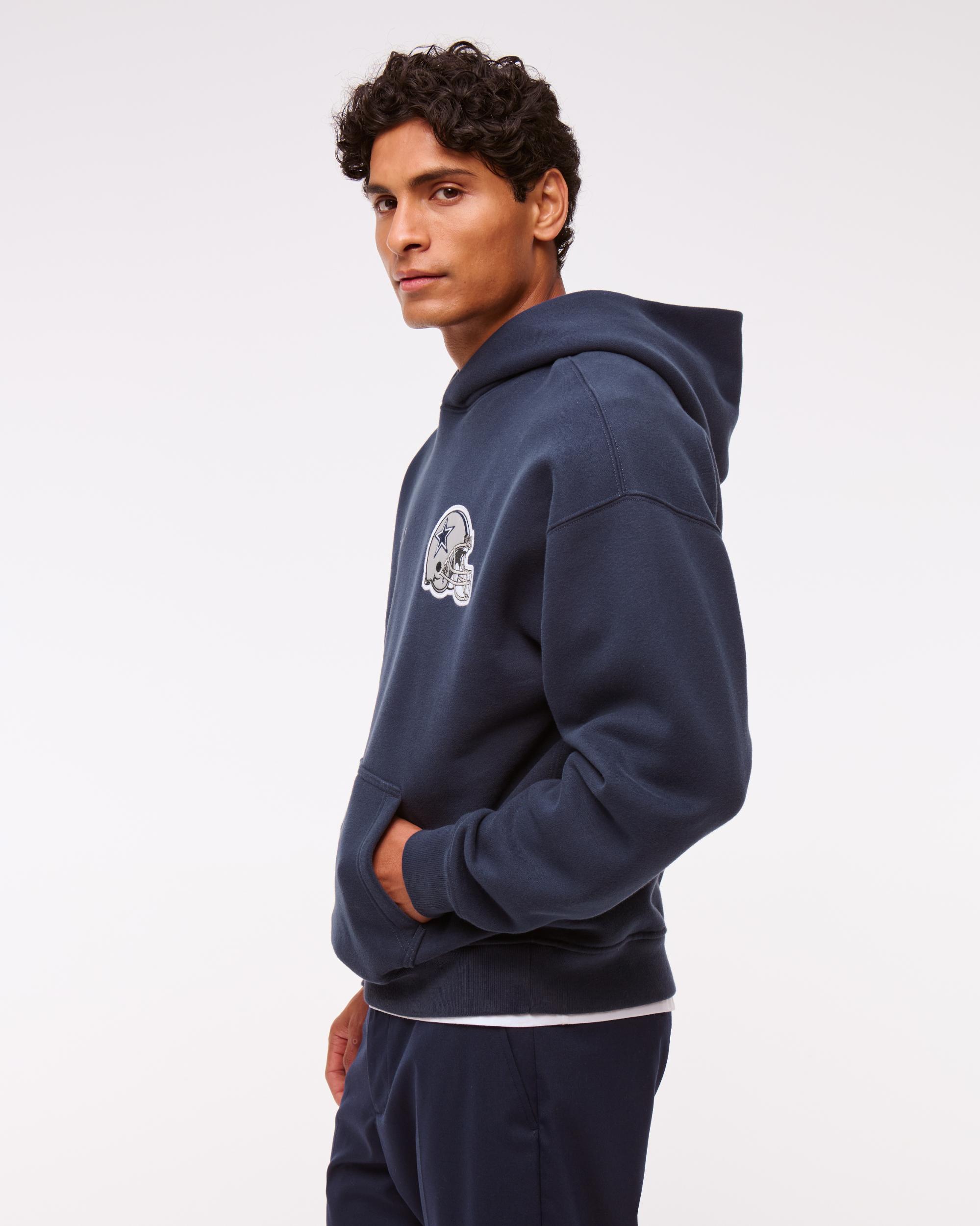 Chicago Bears Graphic Popover Hoodie Product Image
