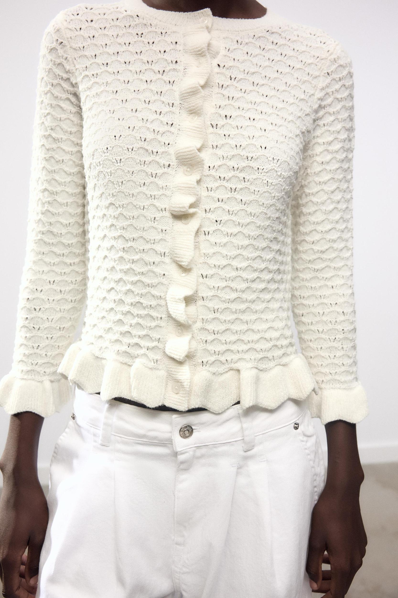 RUFFLED KNIT CARDIGAN Product Image