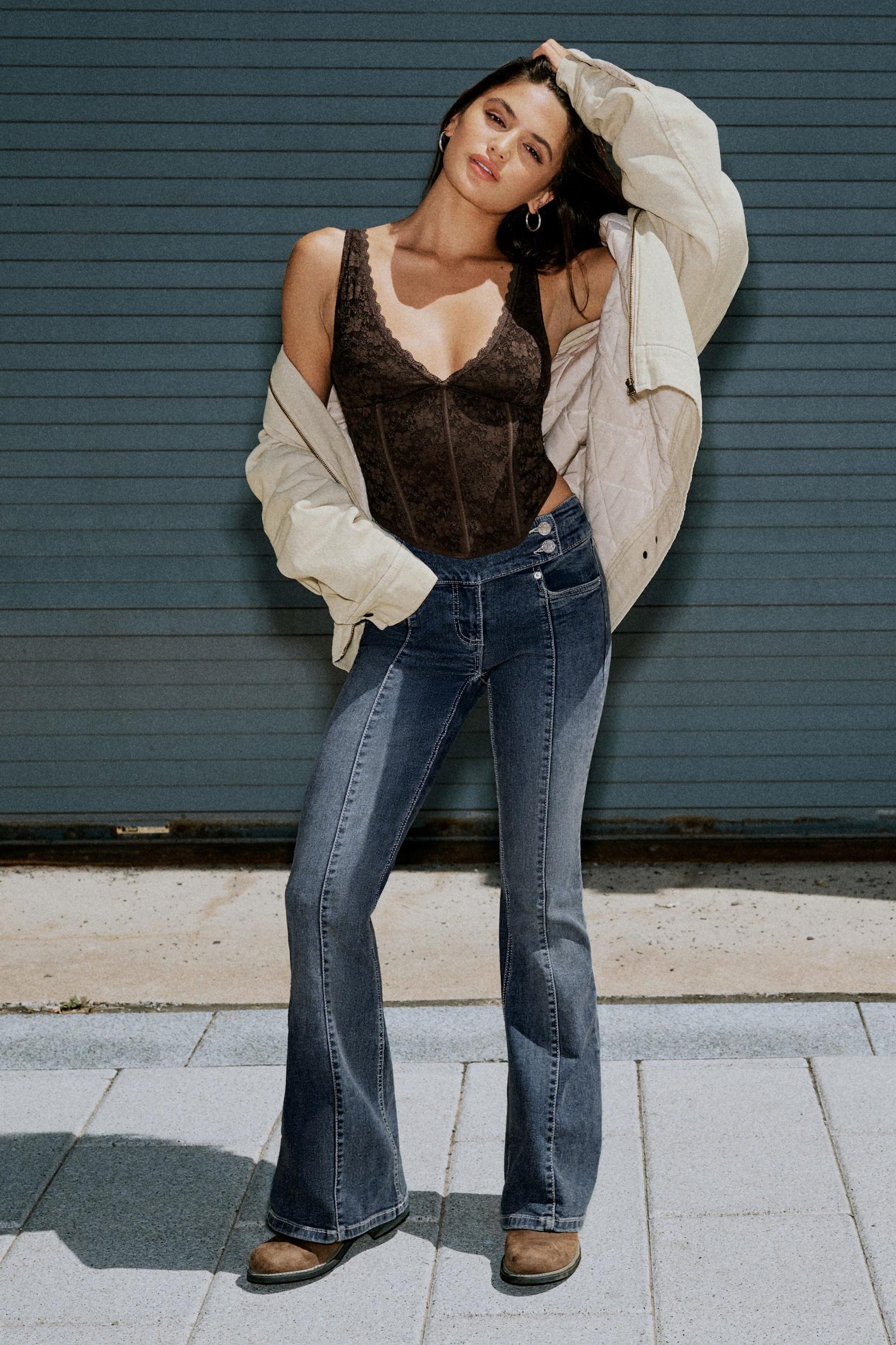 Stormi Tee Product Image