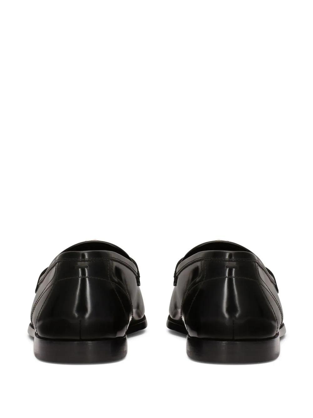 logo-appliqué leather loafers Product Image