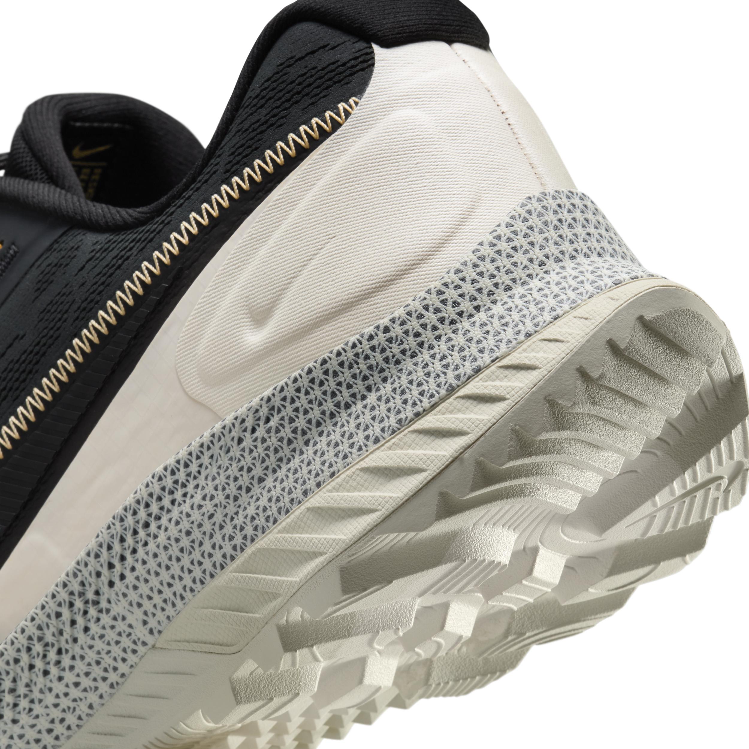 Nike Mens React SFB Carbon Low Mens Elite Outdoor Shoes | CZ7399-006 Product Image