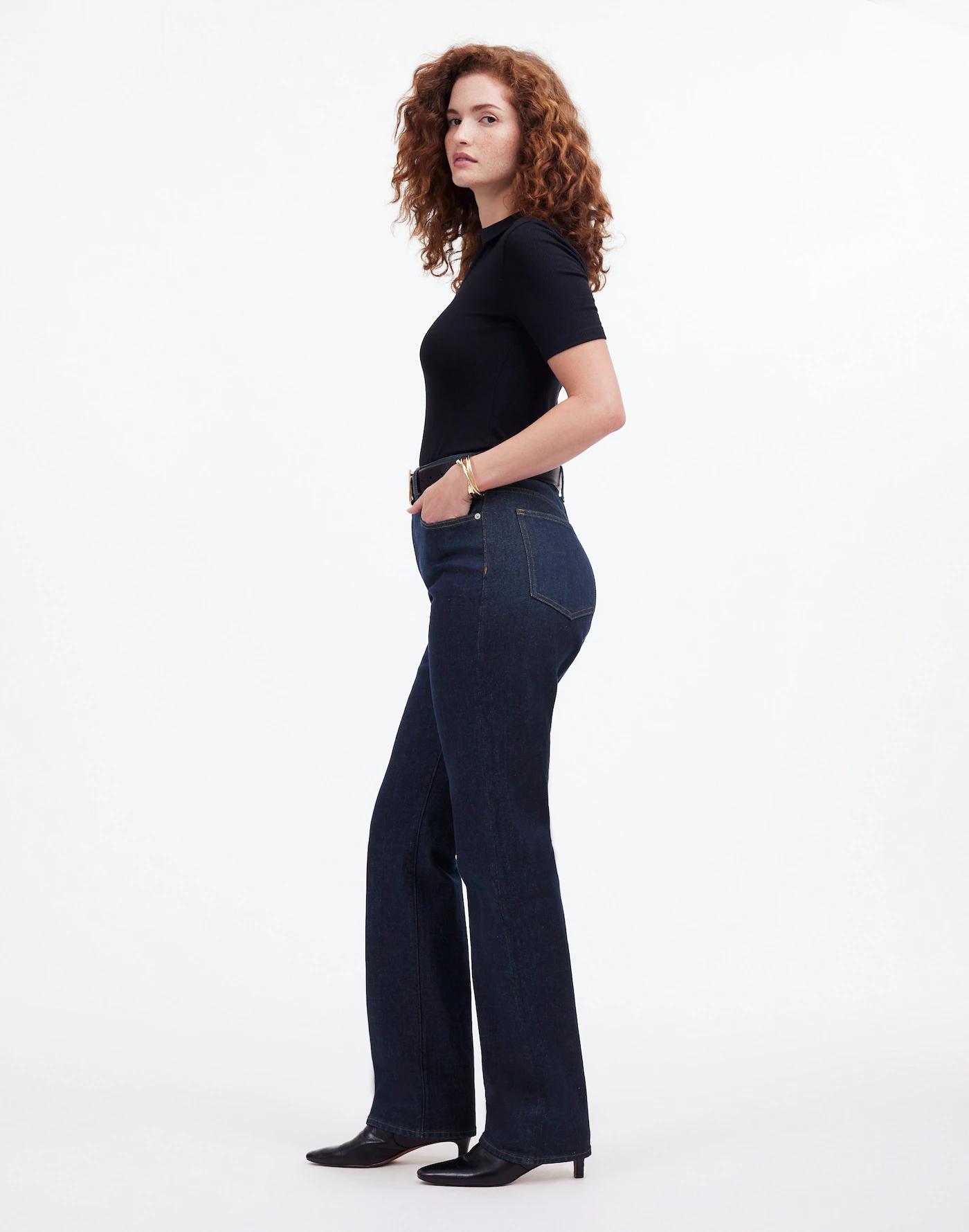 The Curvy '90s Straight Jean Product Image