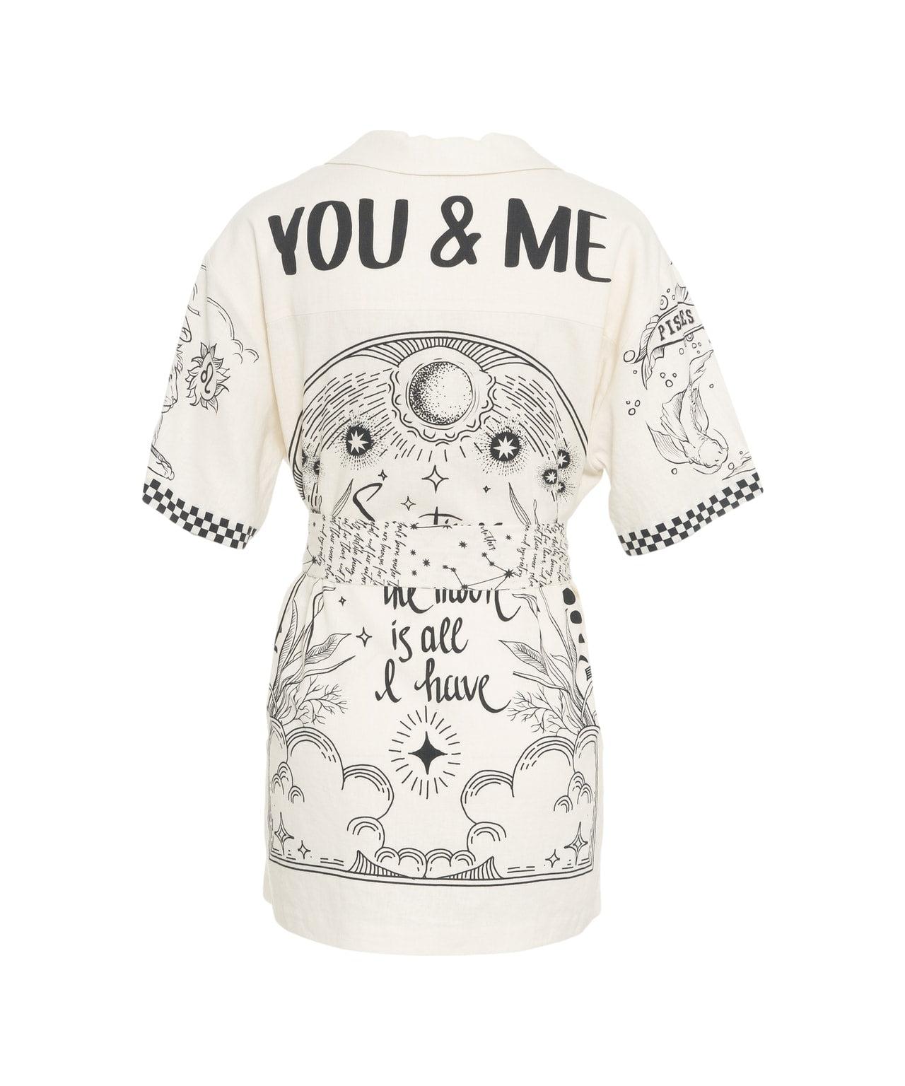 Blouse with print and waist band Product Image