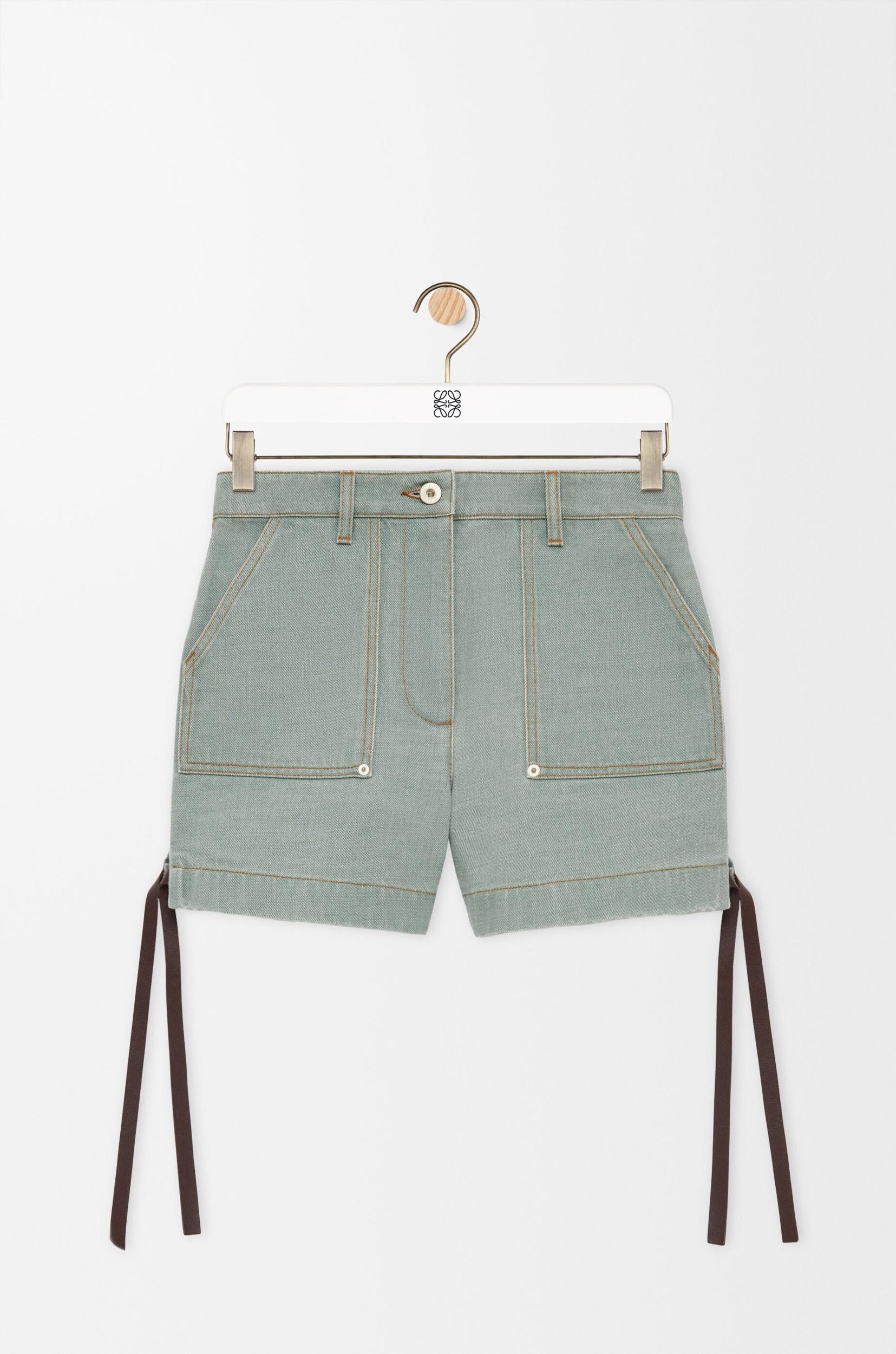 Workwear shorts in denim Product Image