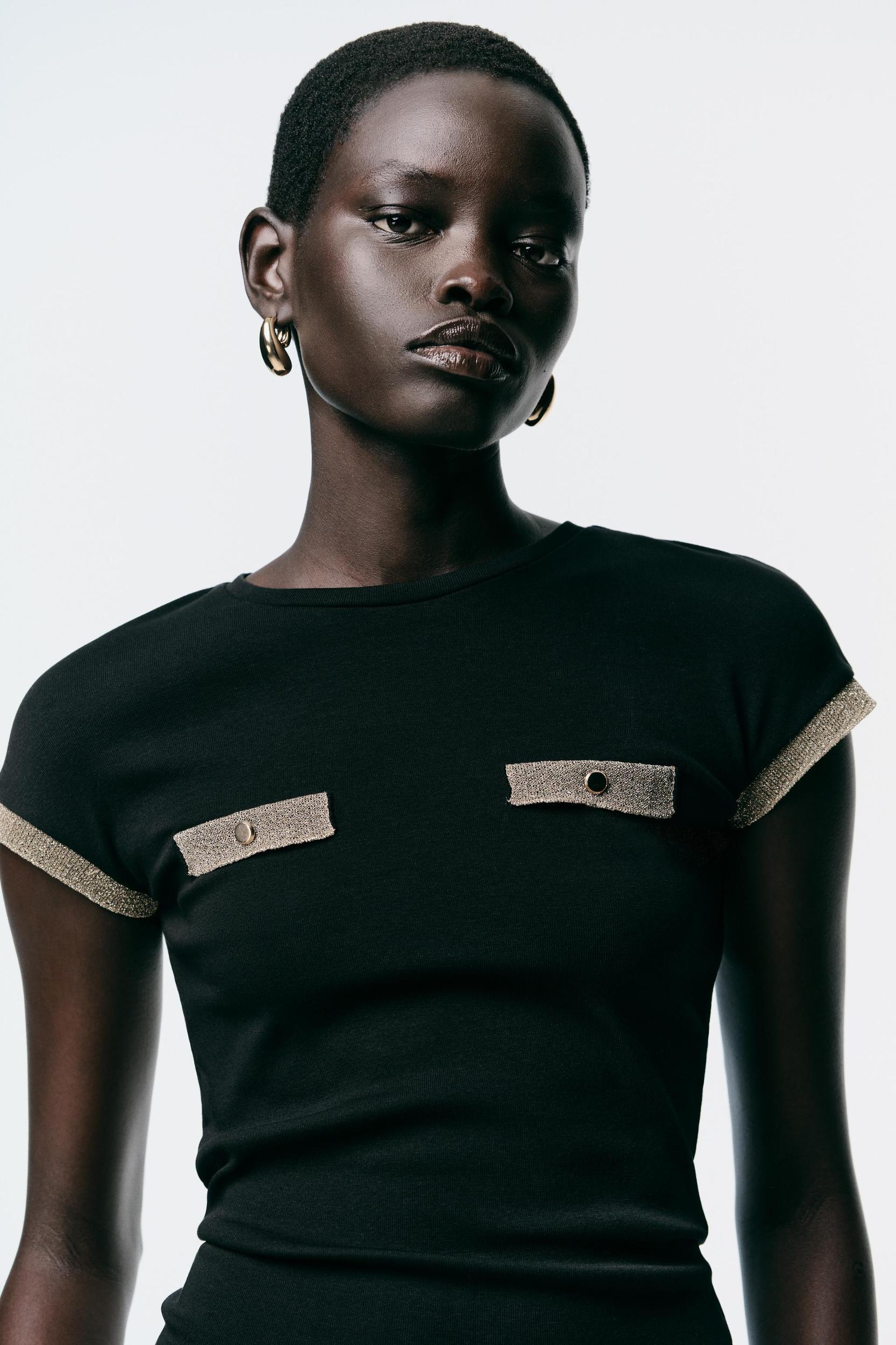 METALLIC THREAD T-SHIRT Product Image