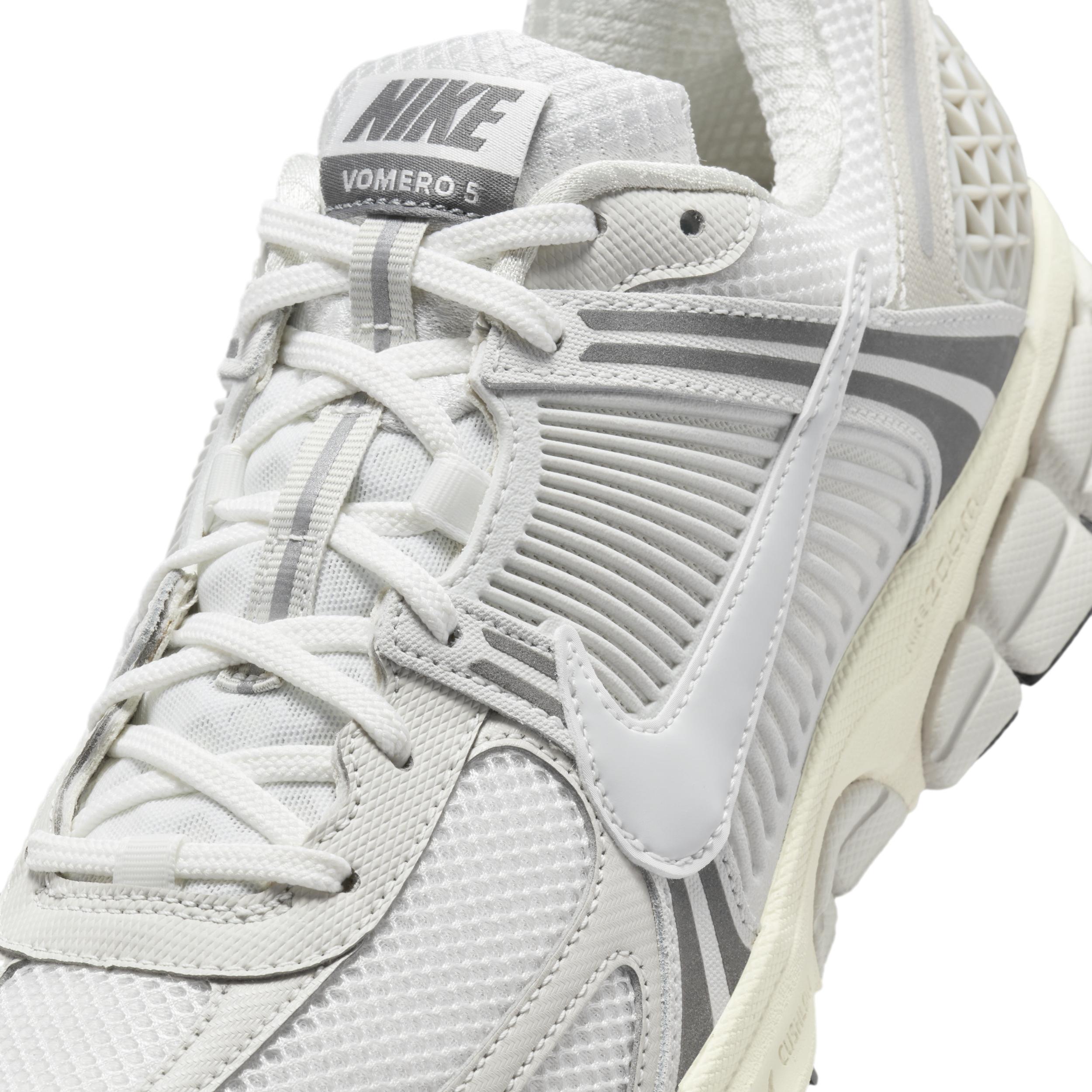 Nike Mens Zoom Vomero 5 SE Shoes | HF0731-007 Product Image