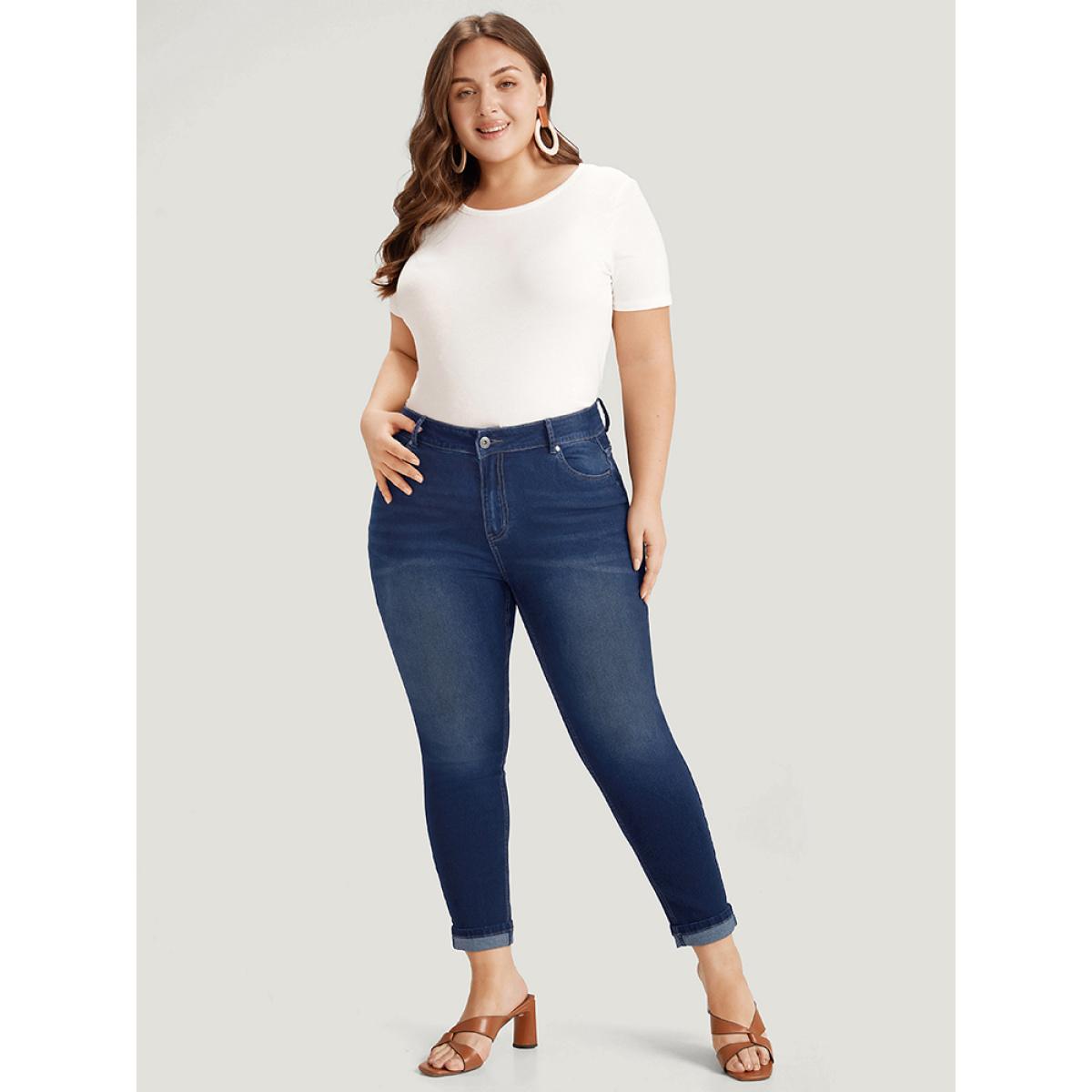 Plus Size Very Stretchy Pocket Dark Wash Roll Hem Jeans Women DarkBlue Casual Plain Roll Hem High stretch Pocket Jeans BloomChic 24/3X Product Image