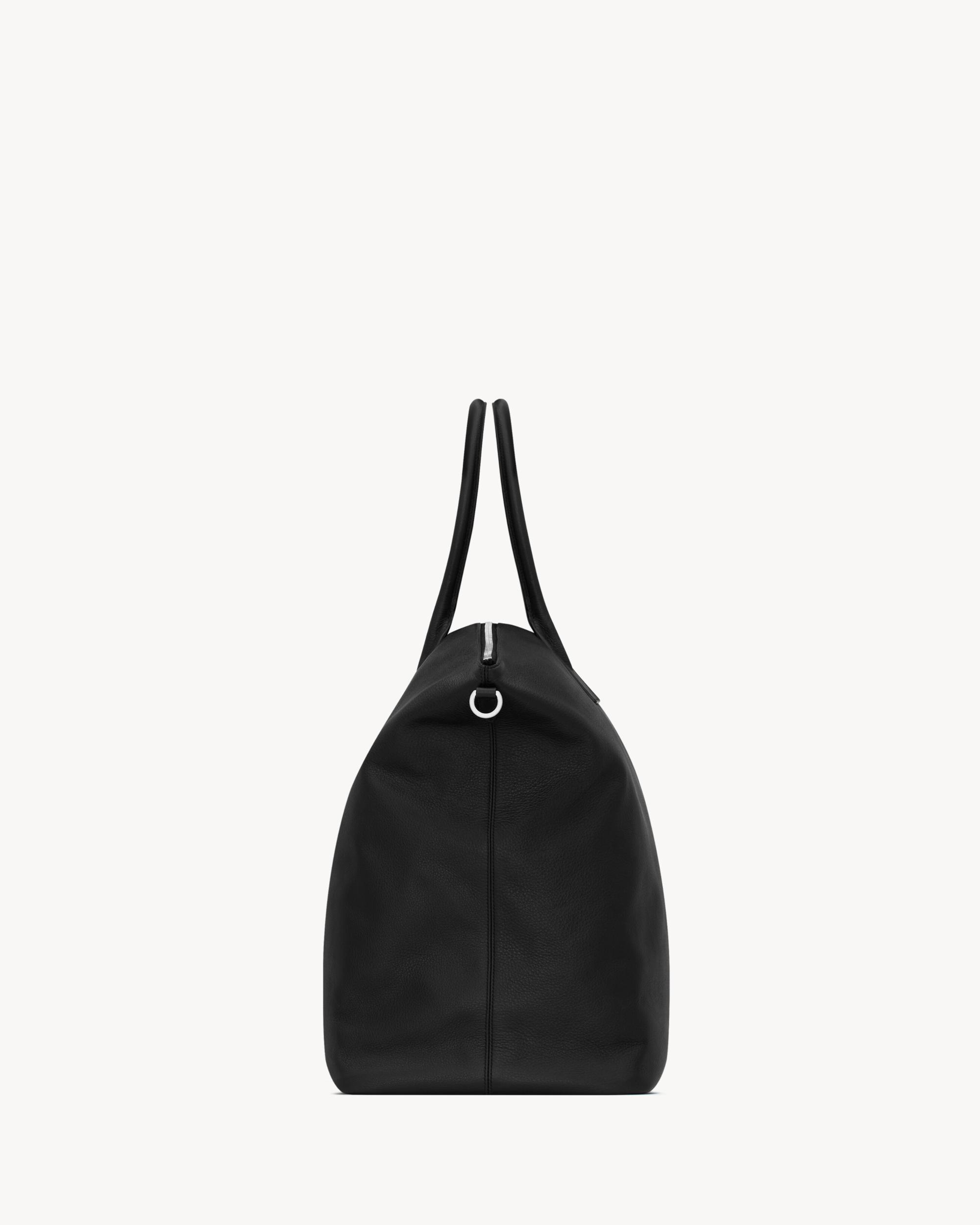 giant BOWLING tote in grained leather Product Image