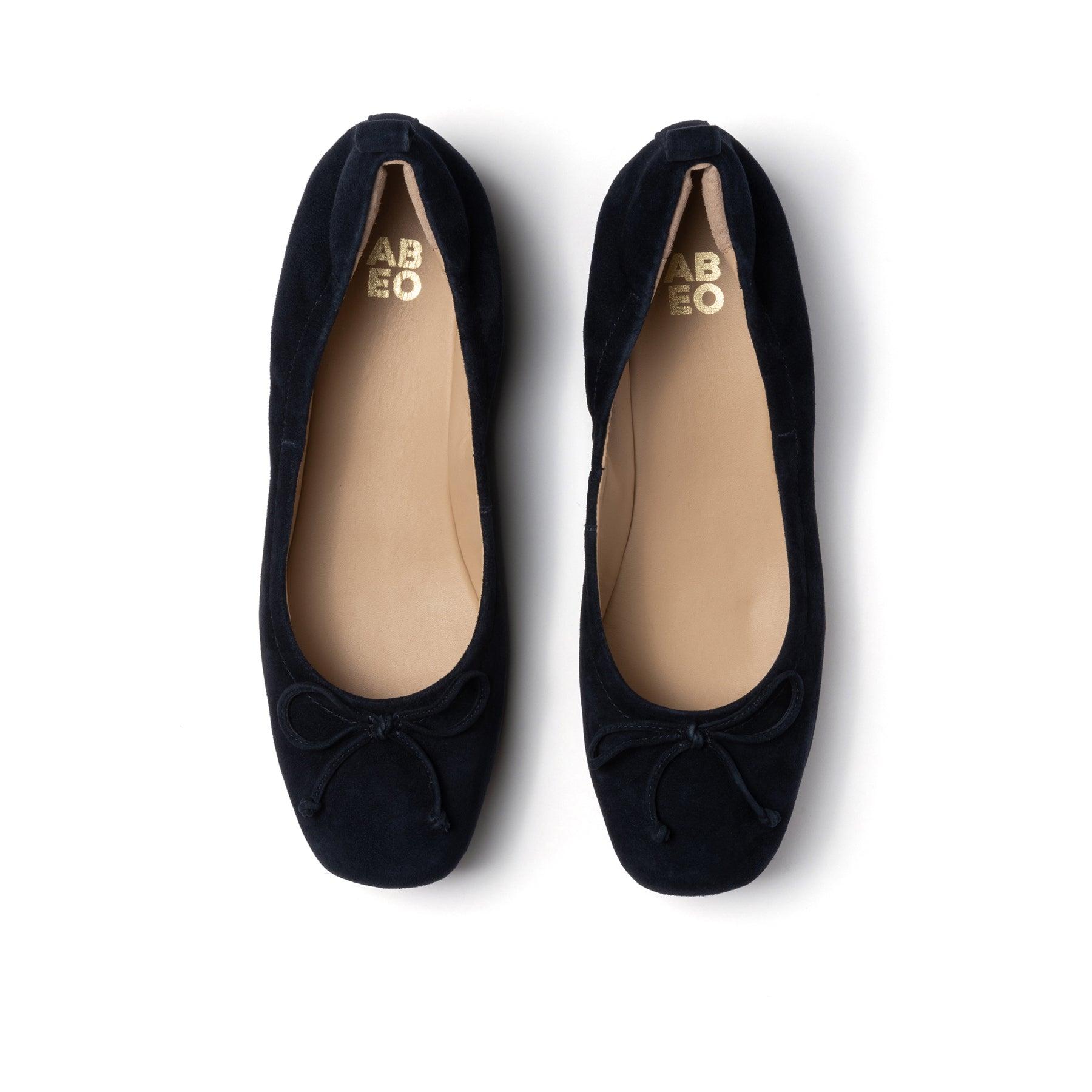 Cadence Bow Metatarsal Female Product Image