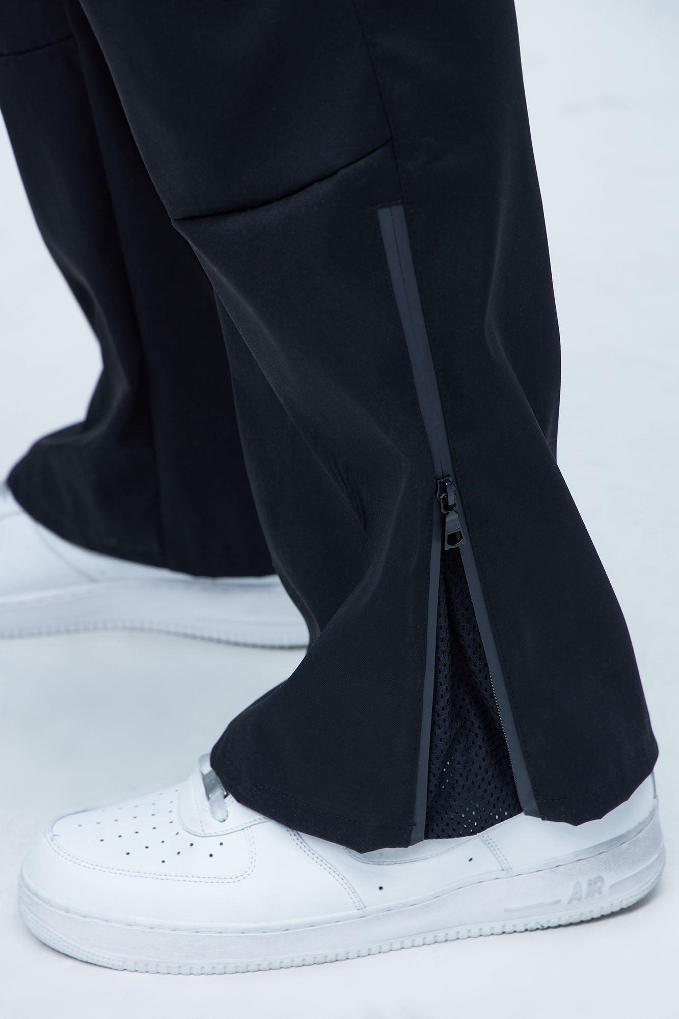 Alwin Zip Tech Pants - Black Product Image