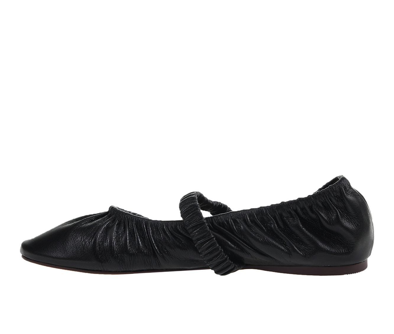 Women's Chinese Laundry Avery Flats Product Image