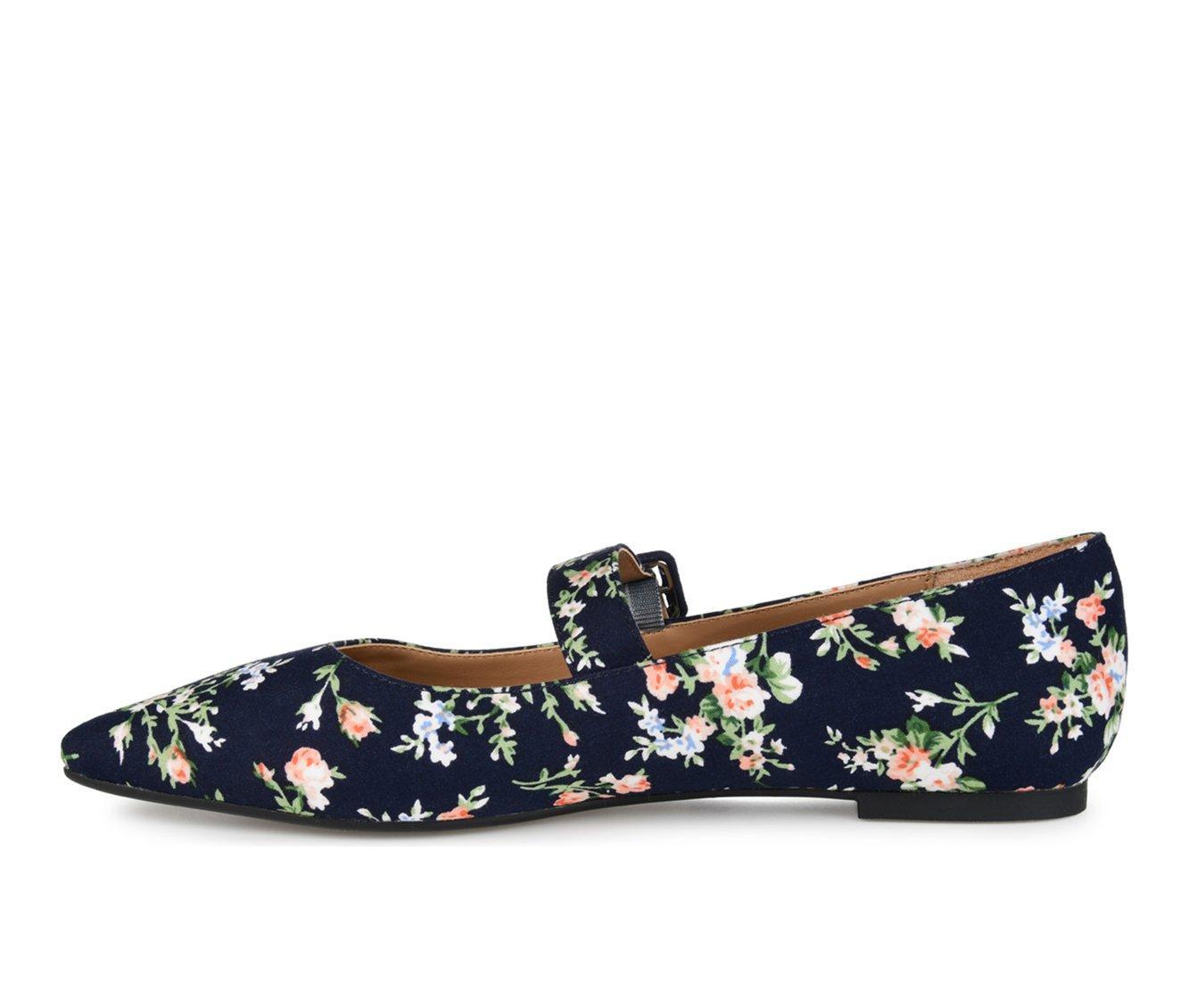 Women's Journee Collection Karissa Flats Product Image