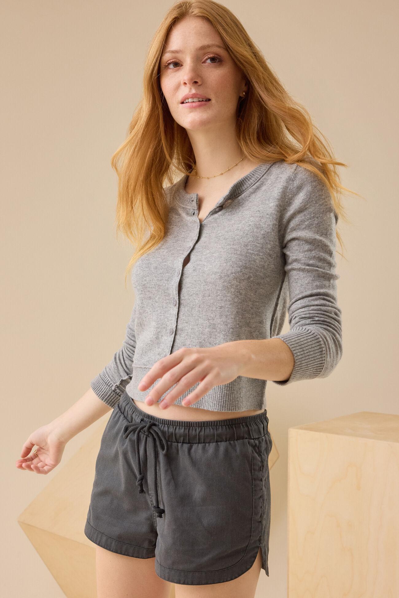 Logan Linen Shorts Product Image