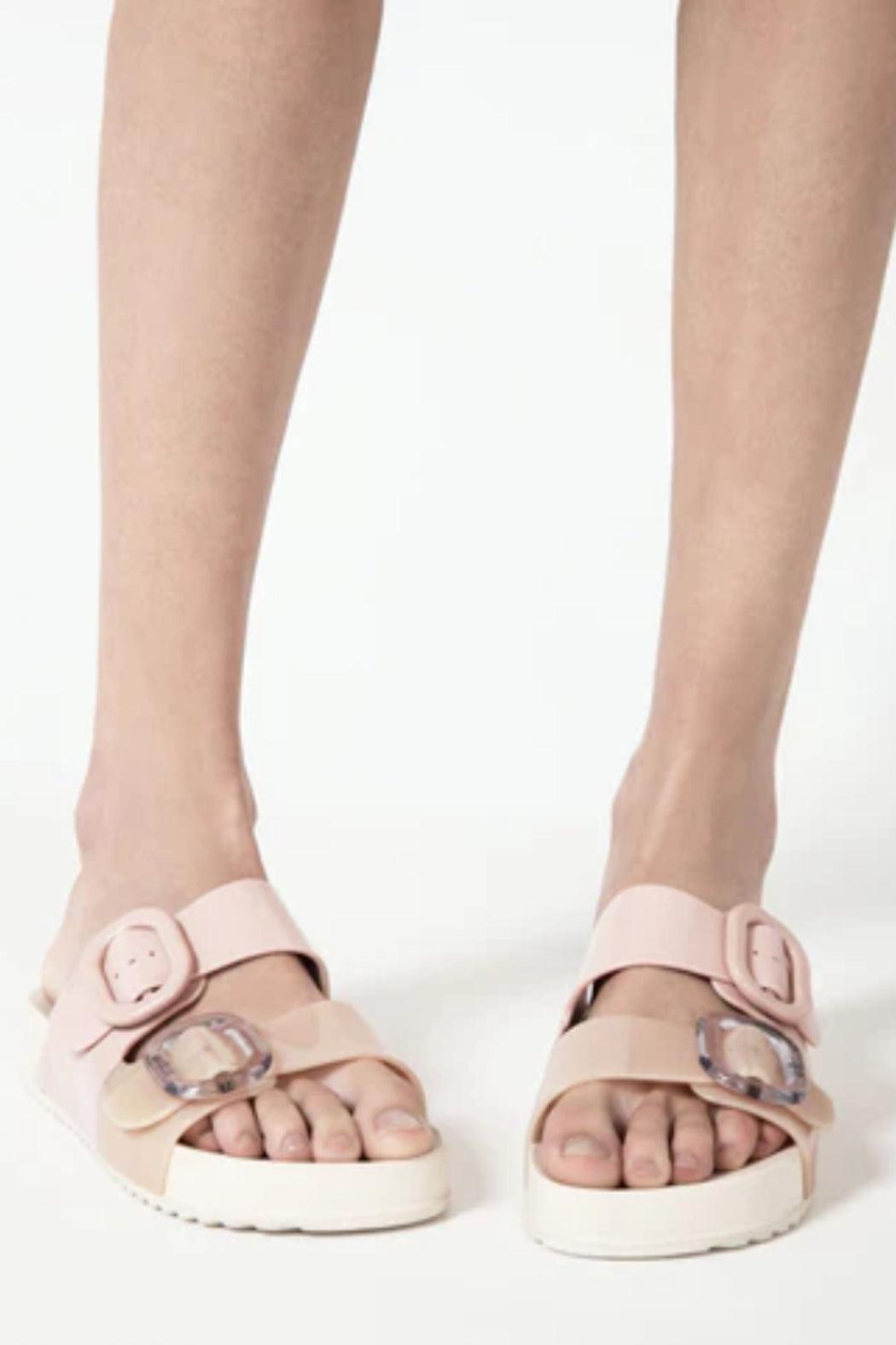 Cozy Slide Product Image