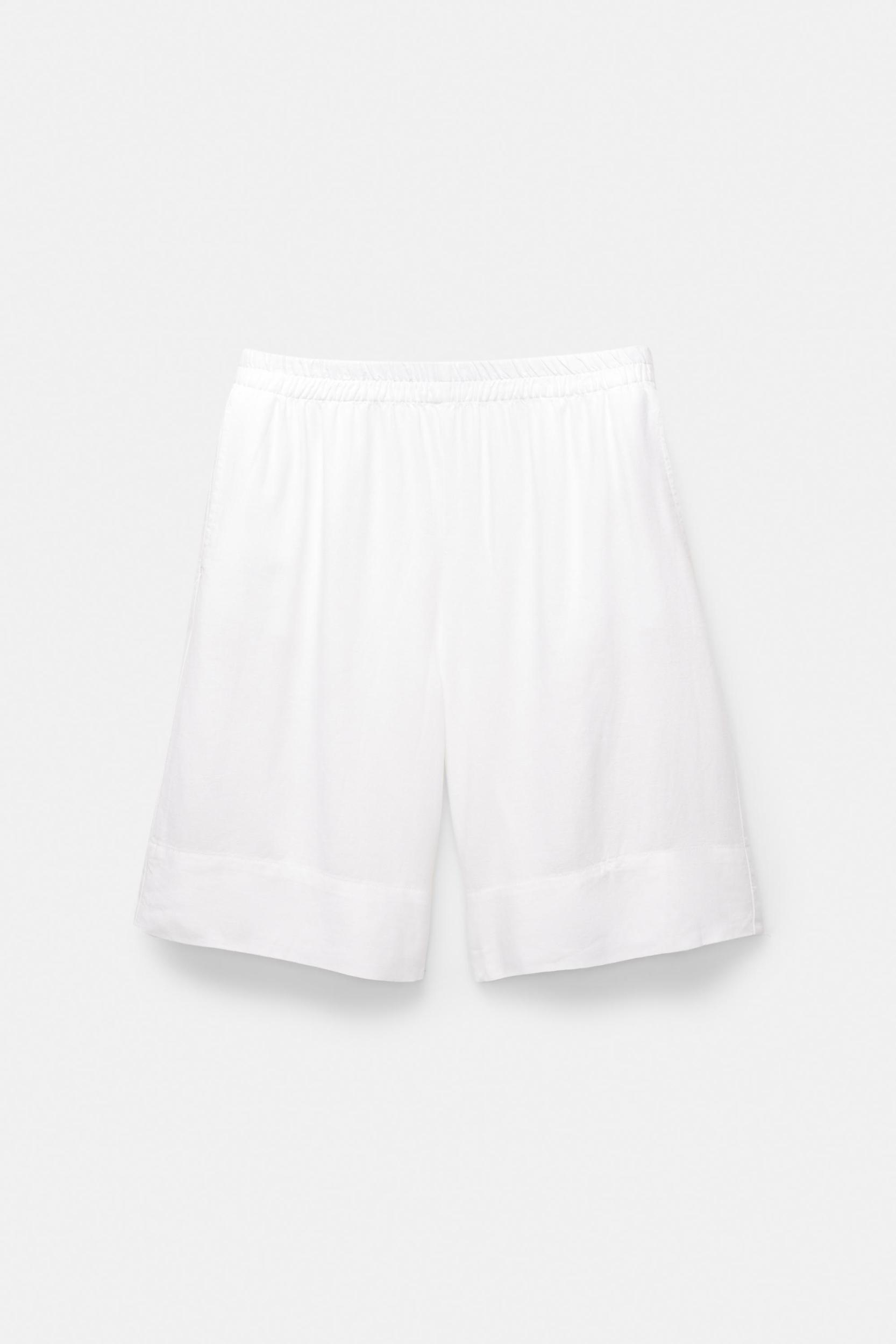 Linen Bermuda shorts Product Image