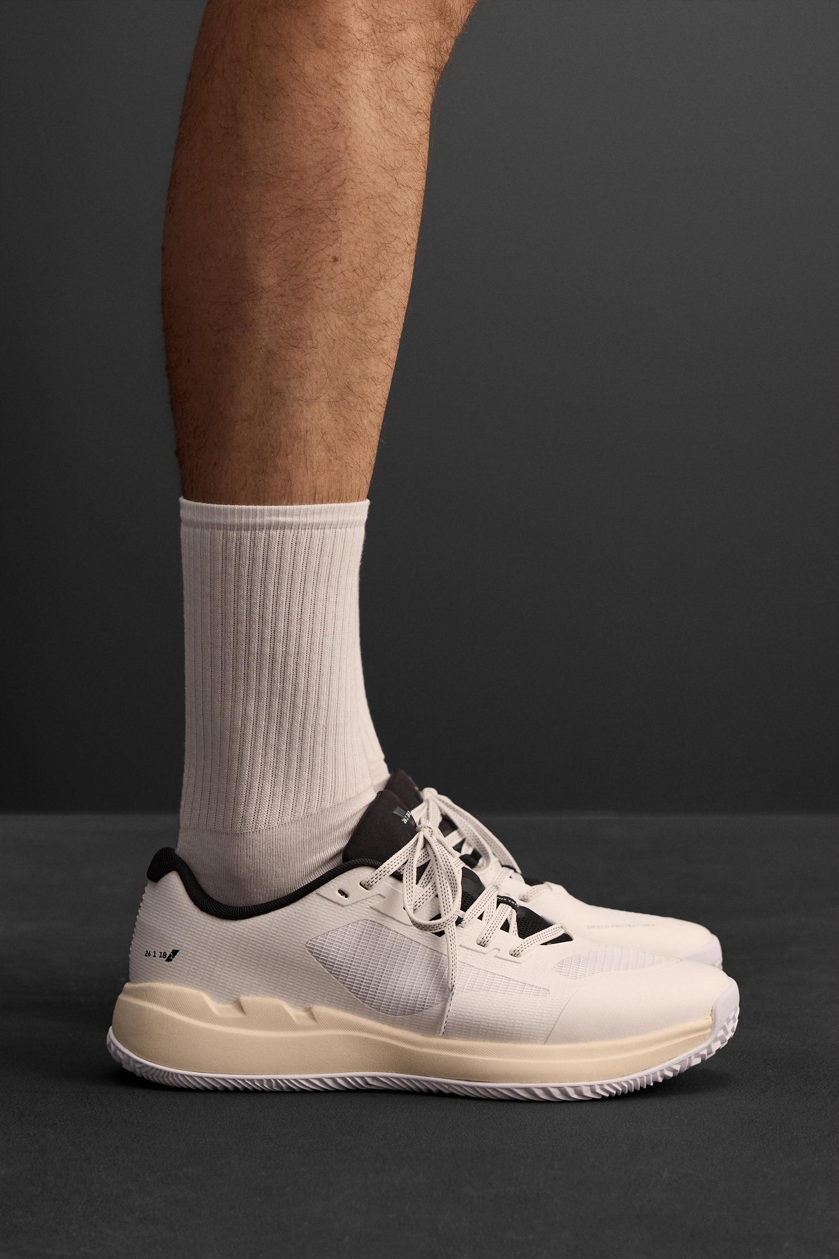 COURT SPORTS SNEAKERS Product Image