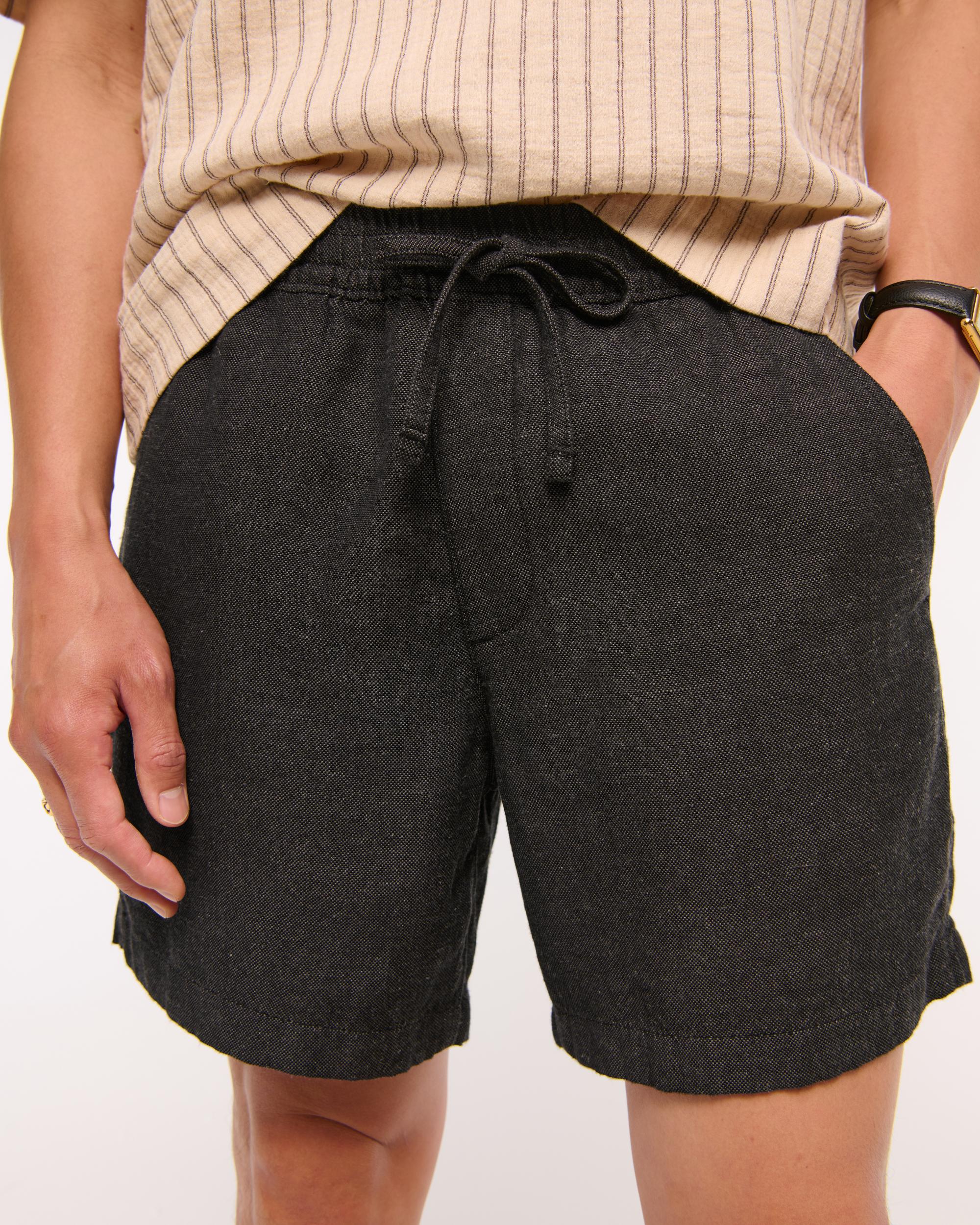 Textured Pull-On Short Product Image