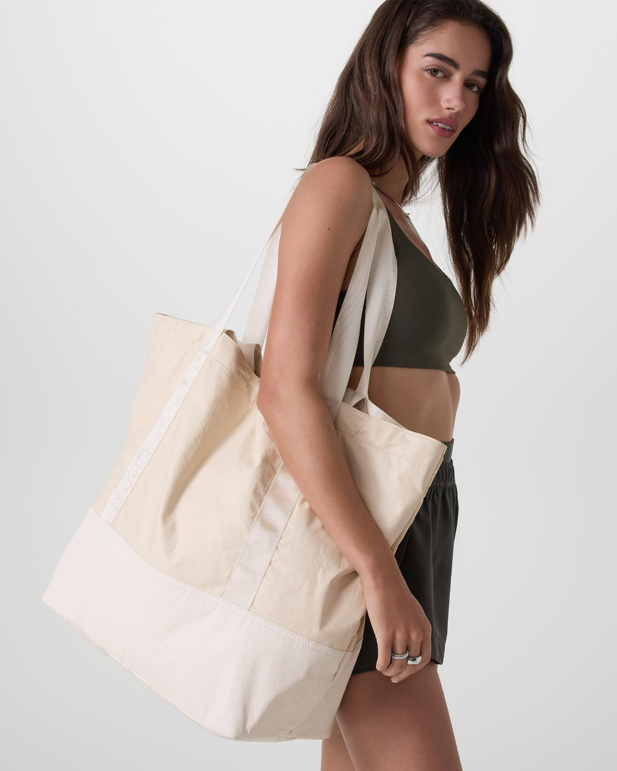 Coastal Tote Product Image