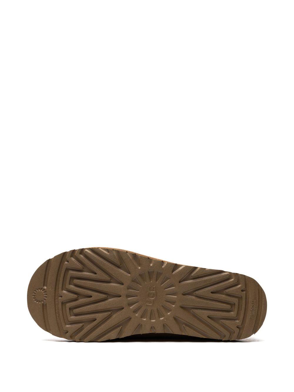 Tasman slip-on slippers Product Image