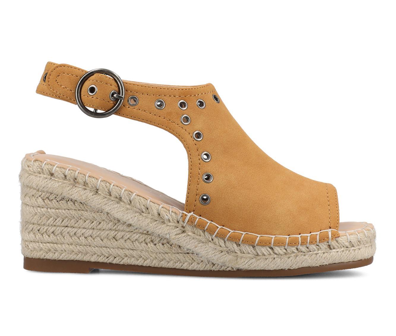 Women's Journee Collection Crisie Wedges Product Image