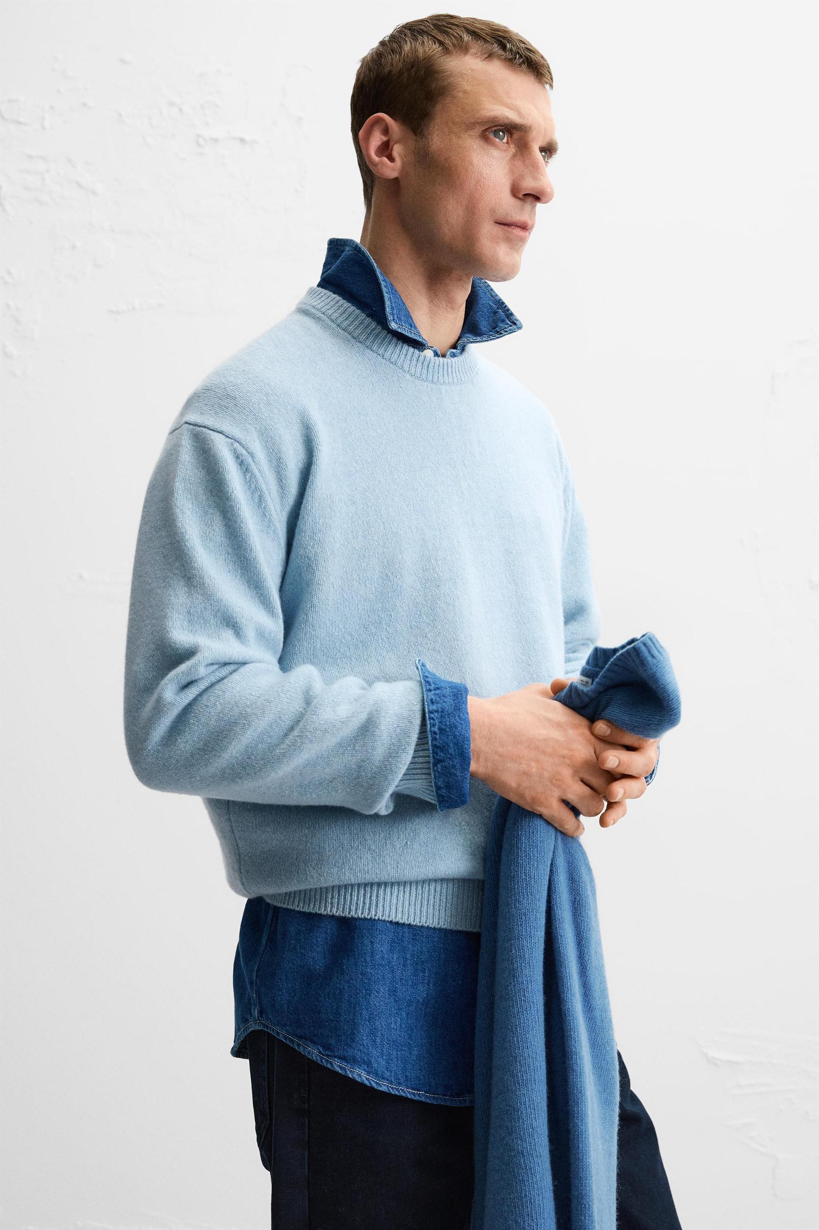 CASHMERE AND WOOL SWEATER Product Image