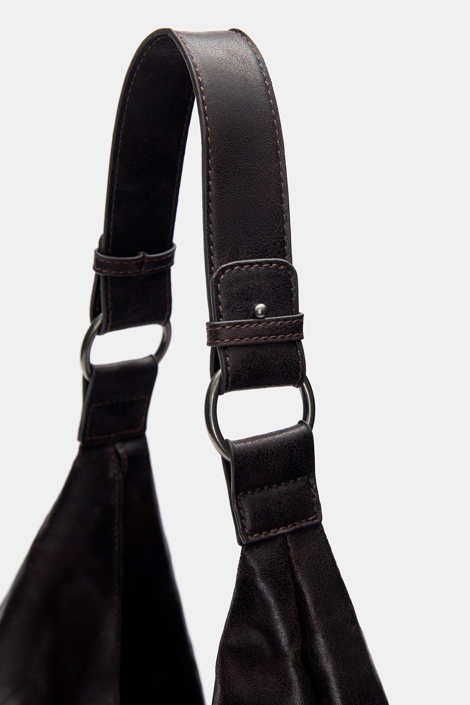 Distressed shopper bag with rings Product Image