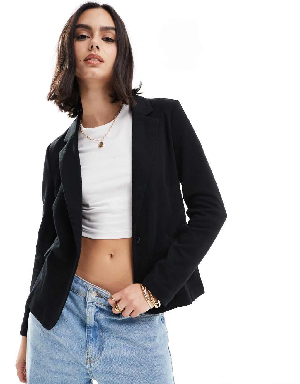 Vero Moda fitted jersey blazer in black Product Image