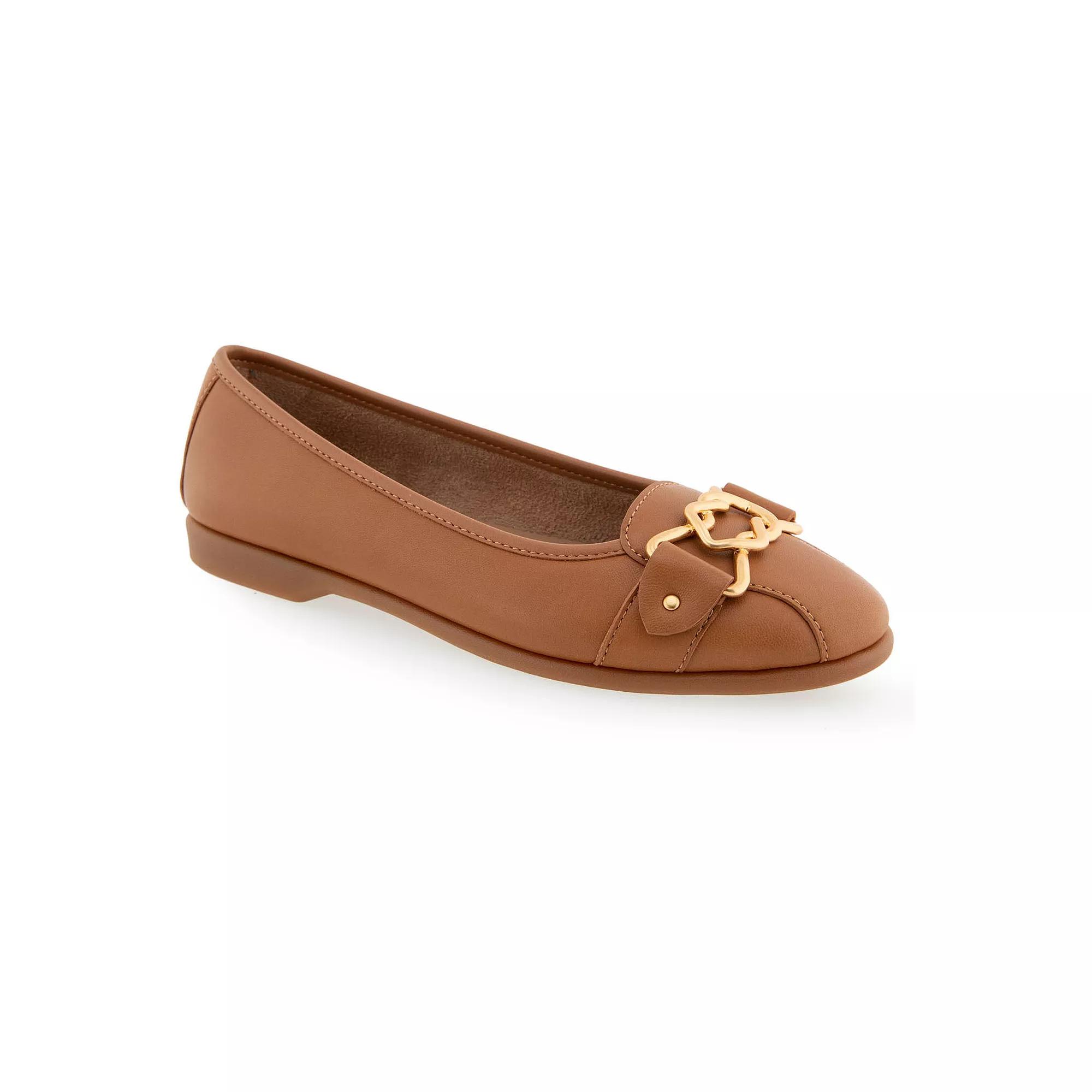 Aerosoles Bia Women's Leather Ballet Flats,  Product Image