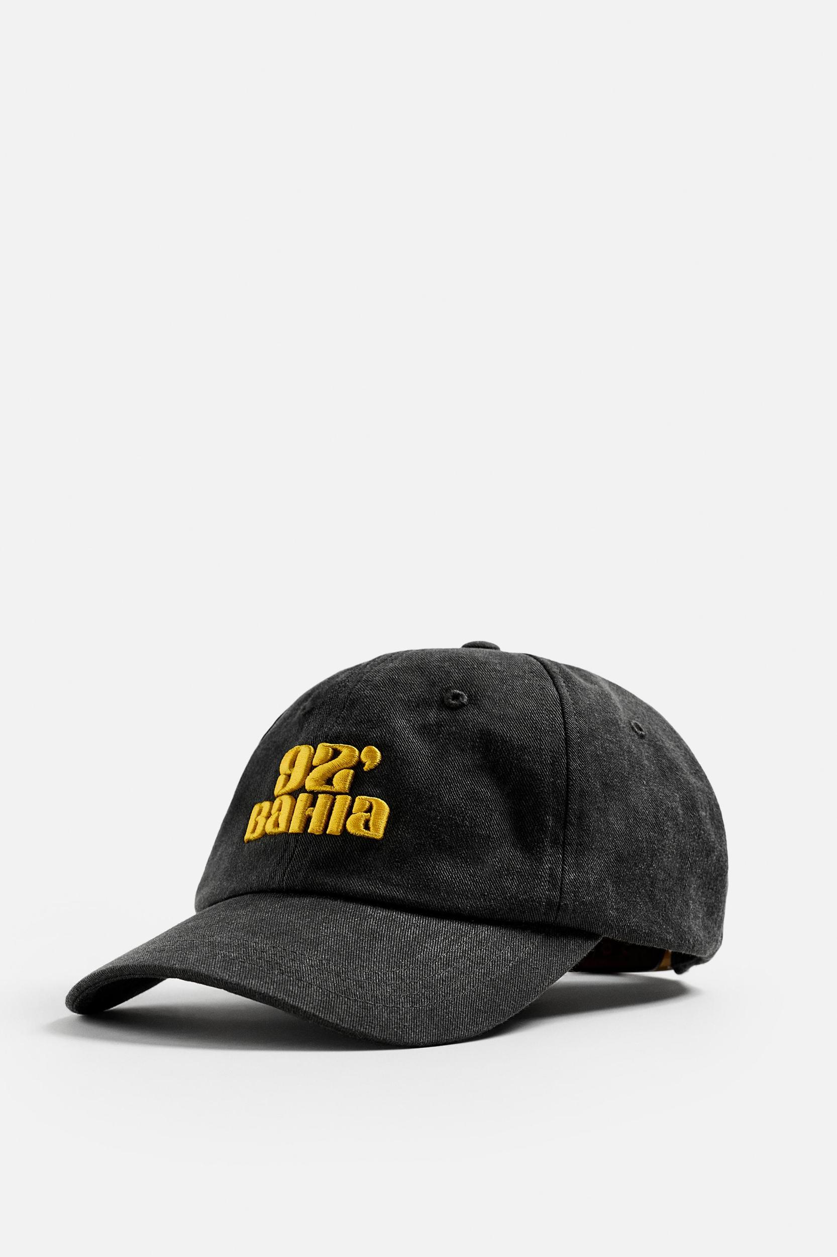 CONTRAST EMBROIDERY CAP Product Image