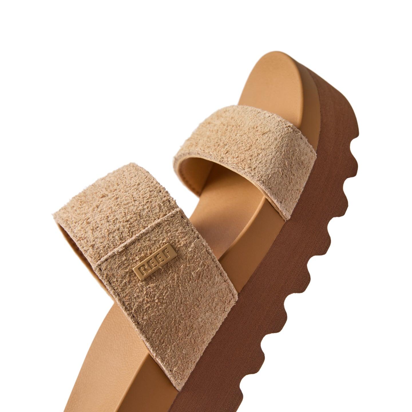 Cushion Vista Hi Female Product Image