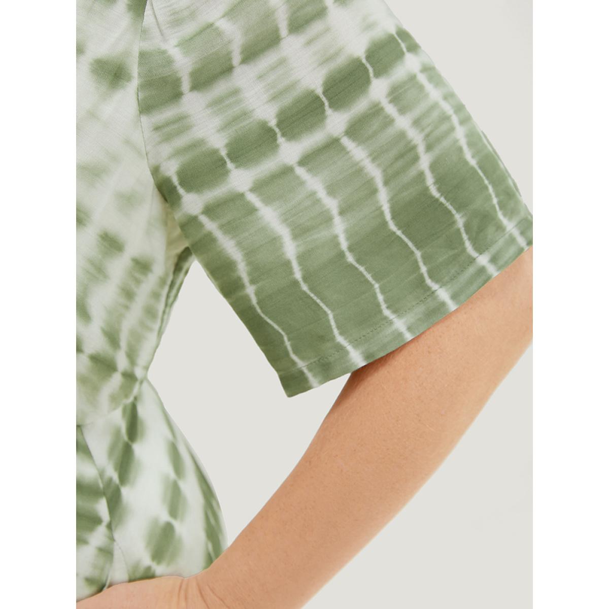 Plus Size Tie Dye Surplice Neck Pocket Frill Trim Dress LightGreen Women Vacation Wrap V-neck Short sleeve Curvy Knee Dress BloomChic 22-24/3X Product Image