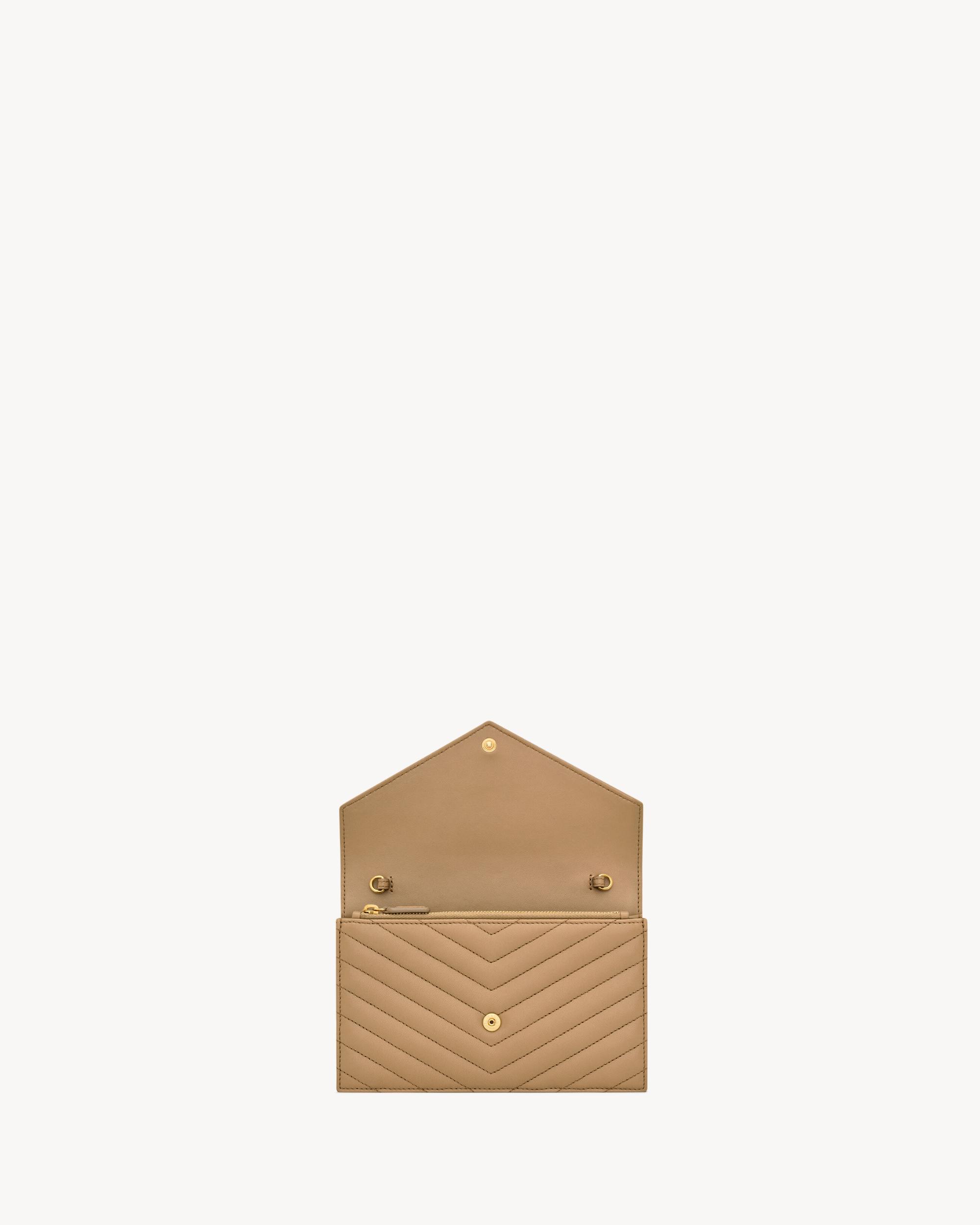 CASSANDRE ENVELOPE CHAIN WALLET IN LAMBSKIN Product Image