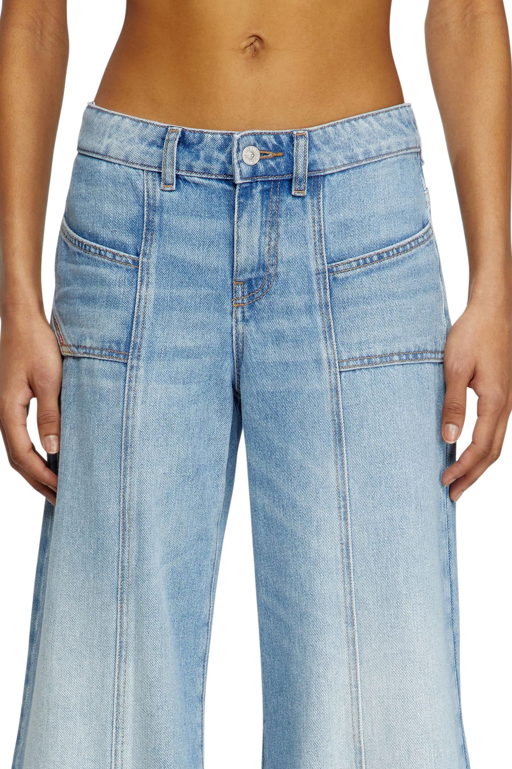 Flare Jeans D-Akii 0CLBA Product Image