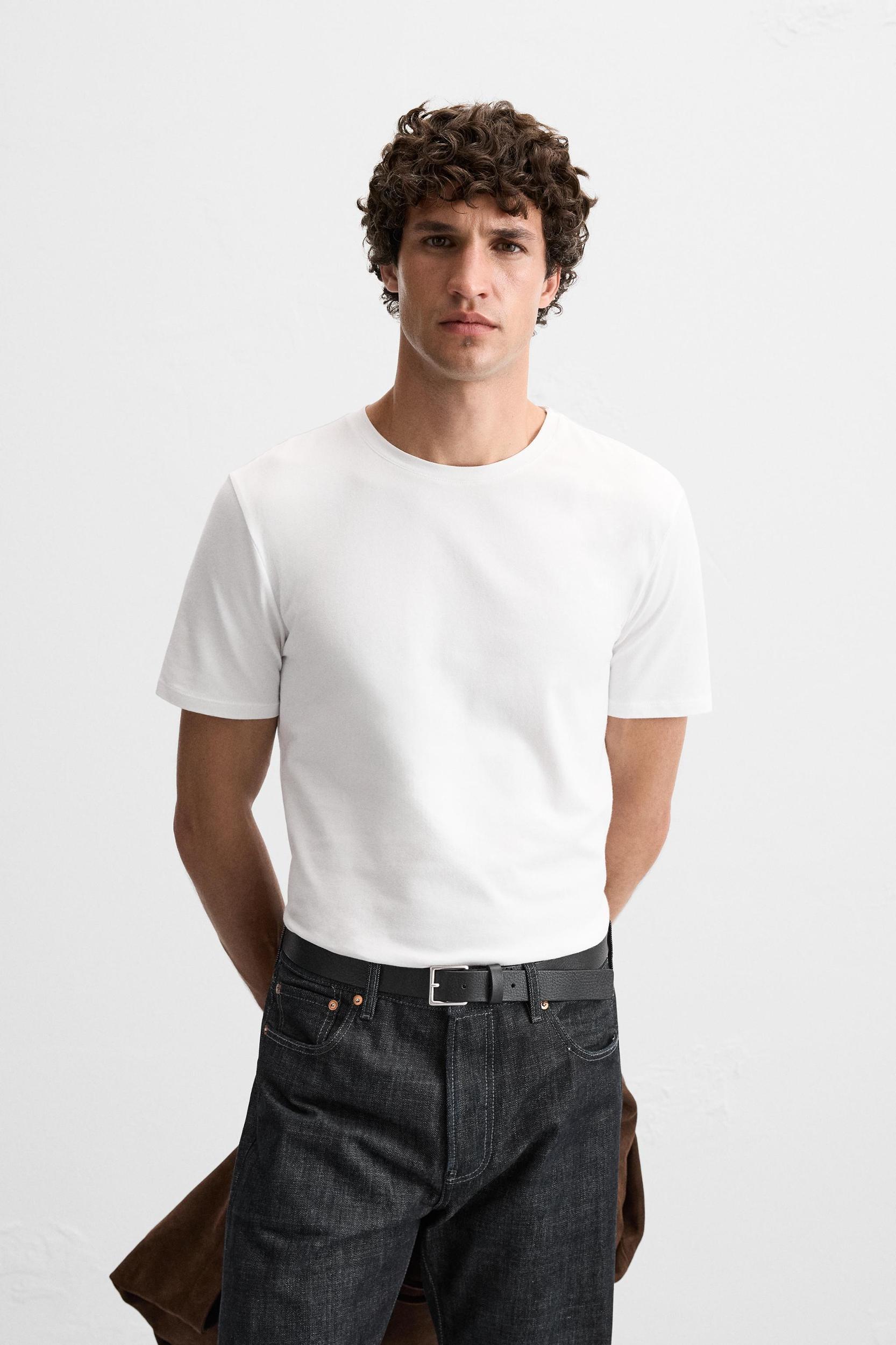 BASIC SLIM FIT T-SHIRT Product Image