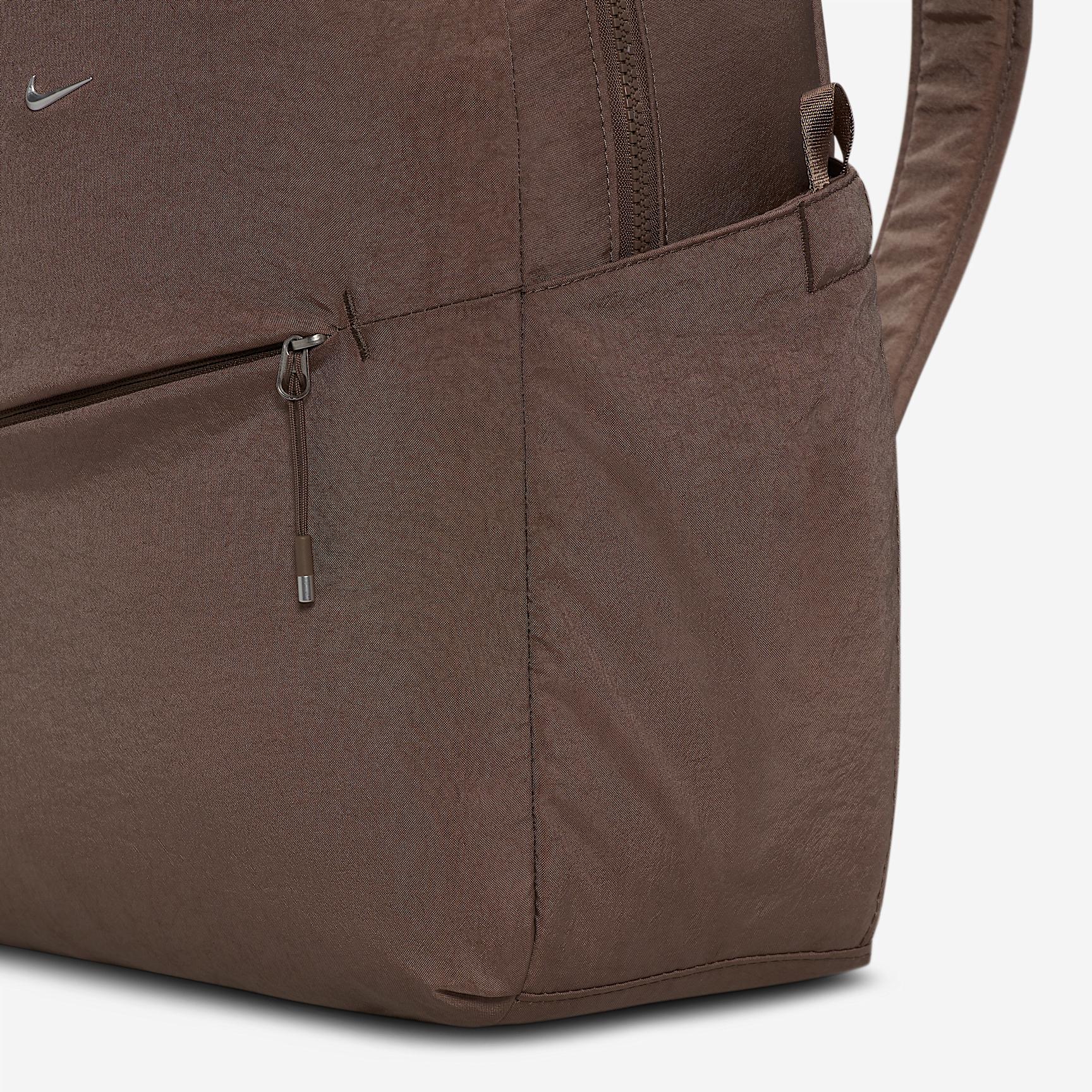 Nike Unisex Aura Backpack (24L) | HF7007-214 Product Image
