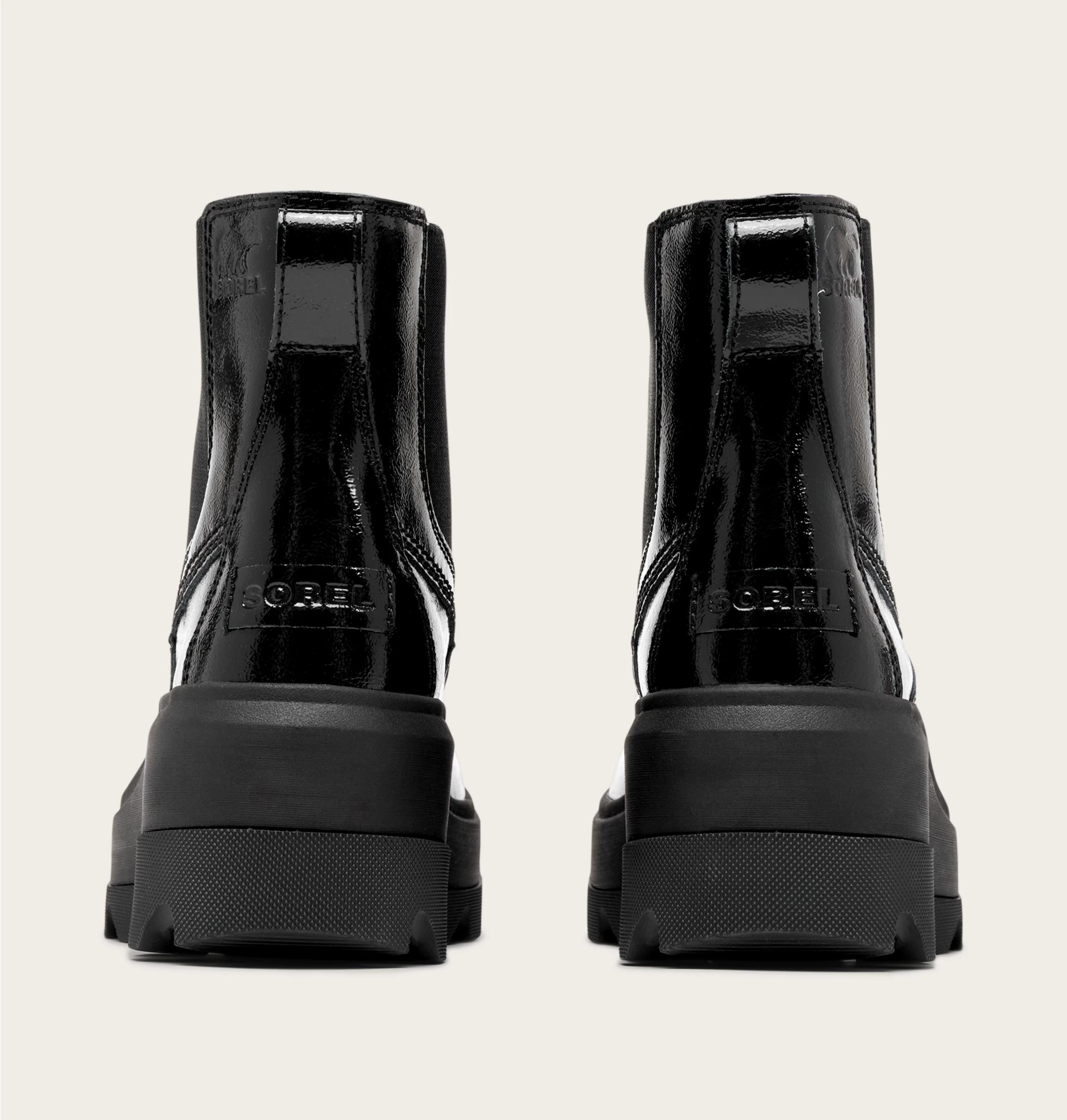 JOAN FRWD™ Women's Chelsea Boot Product Image