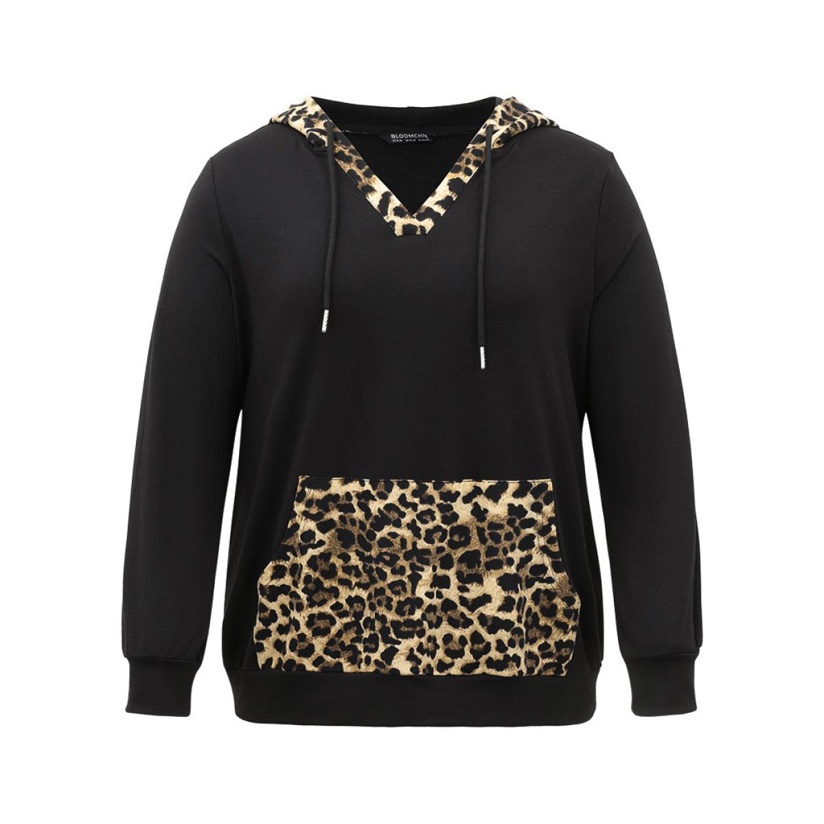 Plus Size Leopard Patchwork Kangaroo Pocket Hooded Sweatshirt Women Black Casual Contrast Hooded Dailywear Sweatshirts BloomChic 10/M Product Image