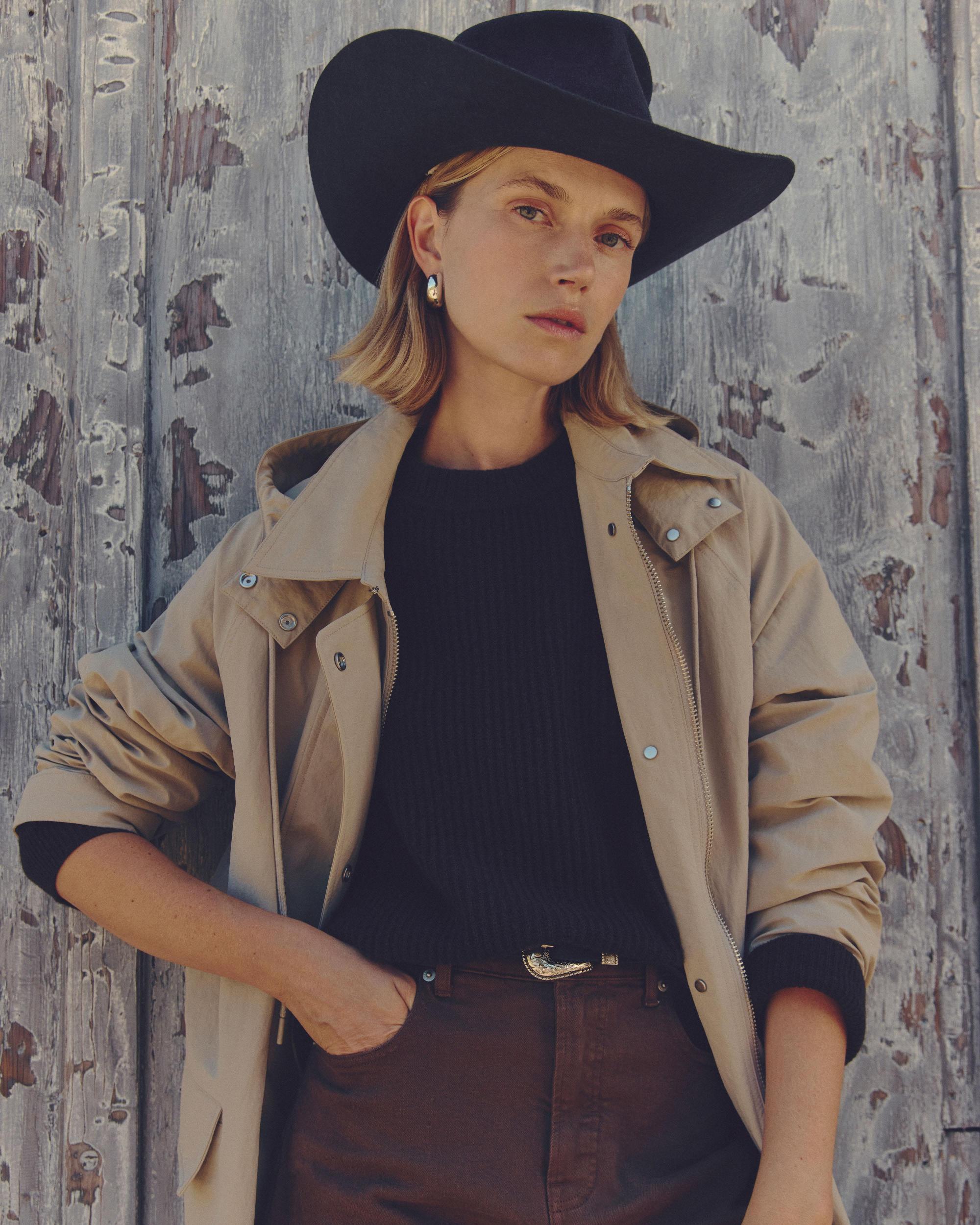 Womens Cocoon Crew in Wool Cashmere Sweater by Everlane Product Image